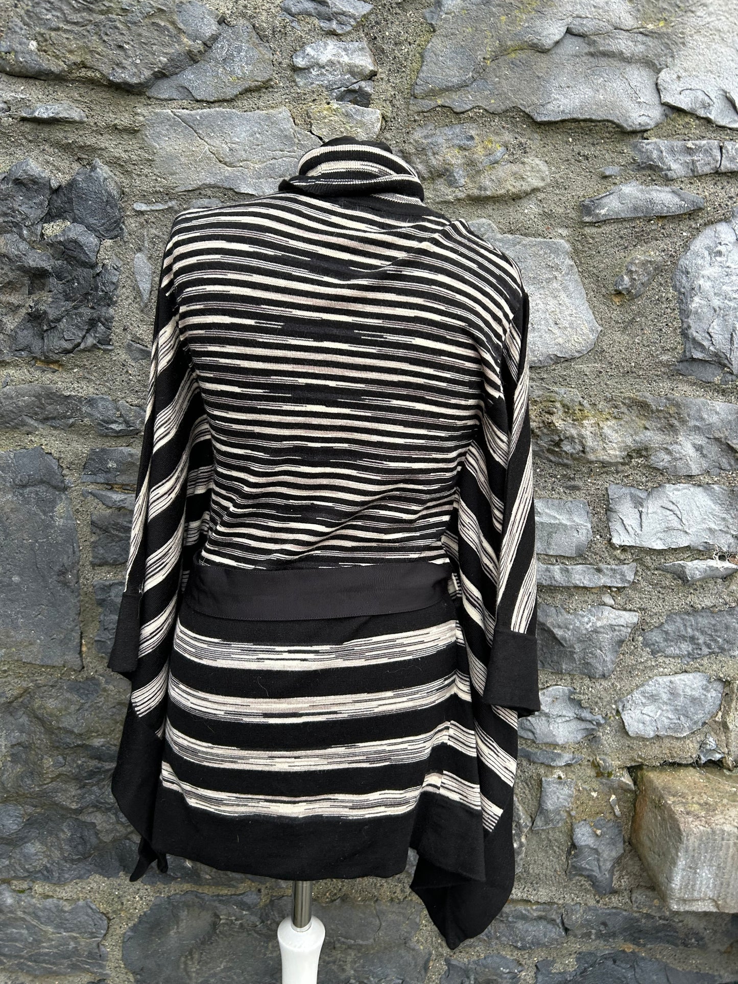 Roll neck black&beige tunic uk 8-10