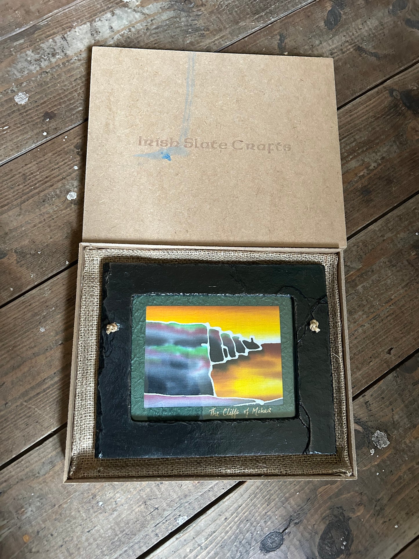 Cliff of mother frame