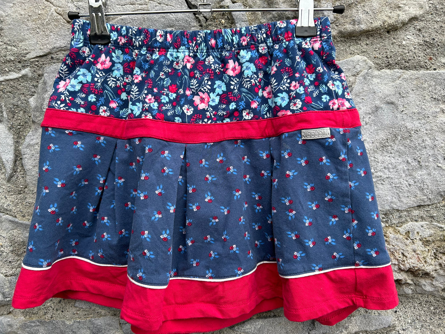 Navy floral skirt 9-10y (134-140cm)