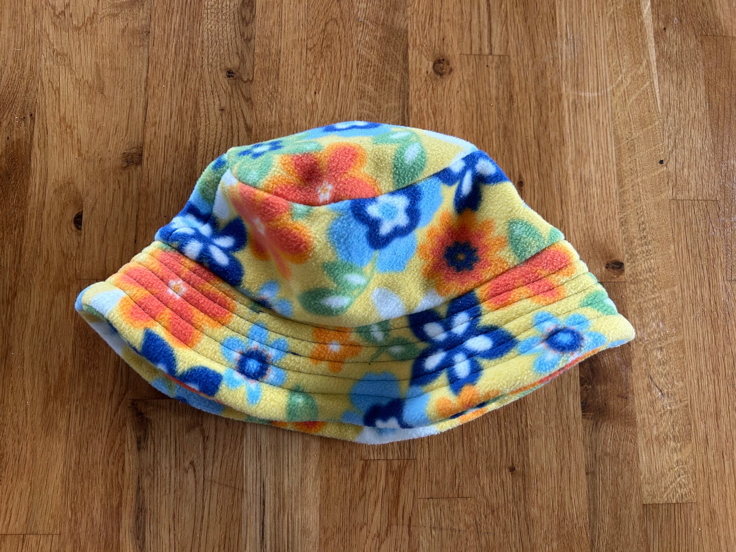 Floral fleece bucket adult hat