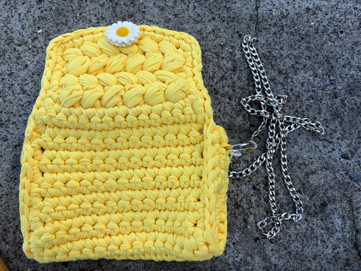 Yellow daisy bag