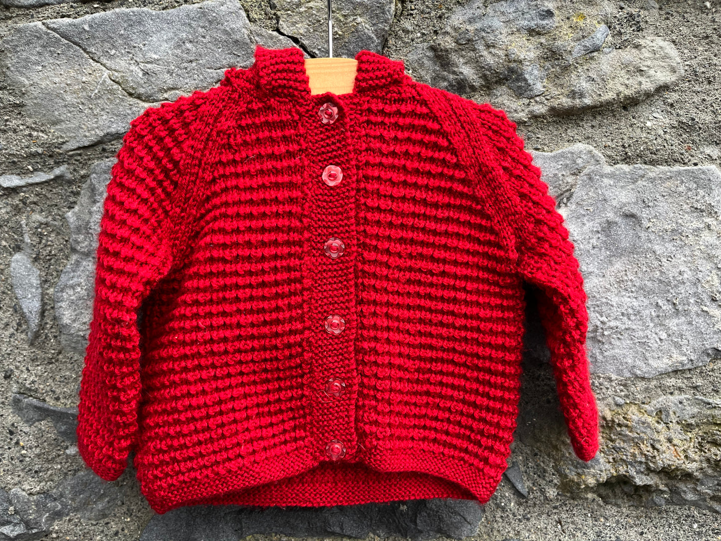 Red hooded cardigan 3-6m (62-68cm)