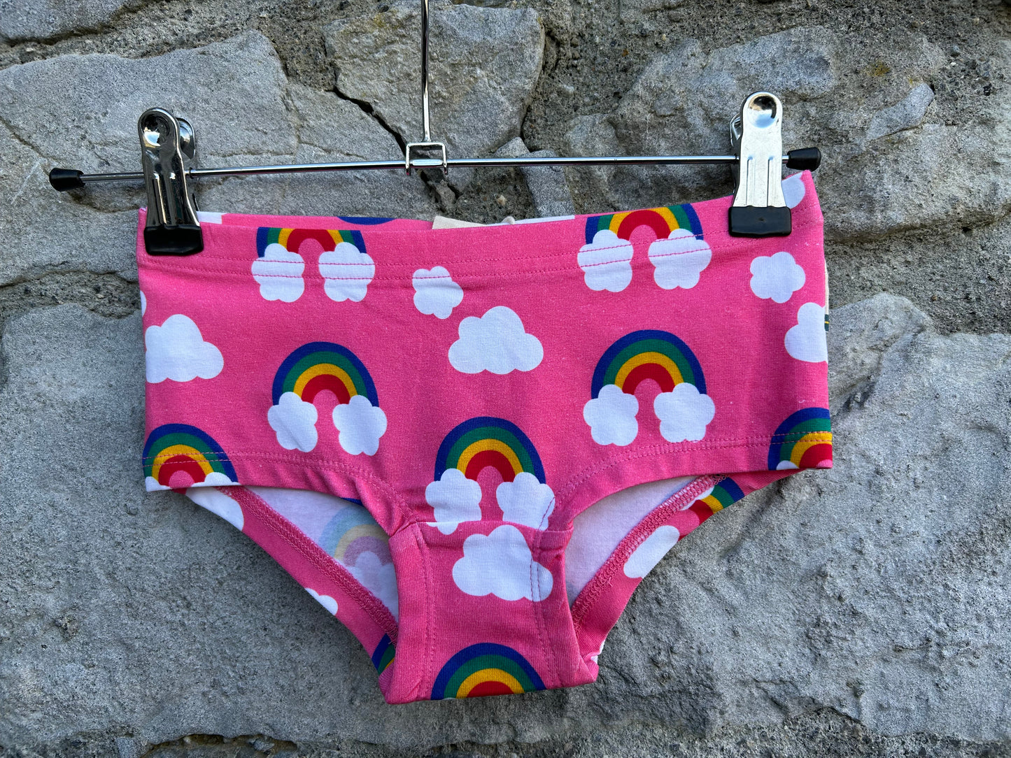 Pink rainbow briefs 5-6y (110-116cm)