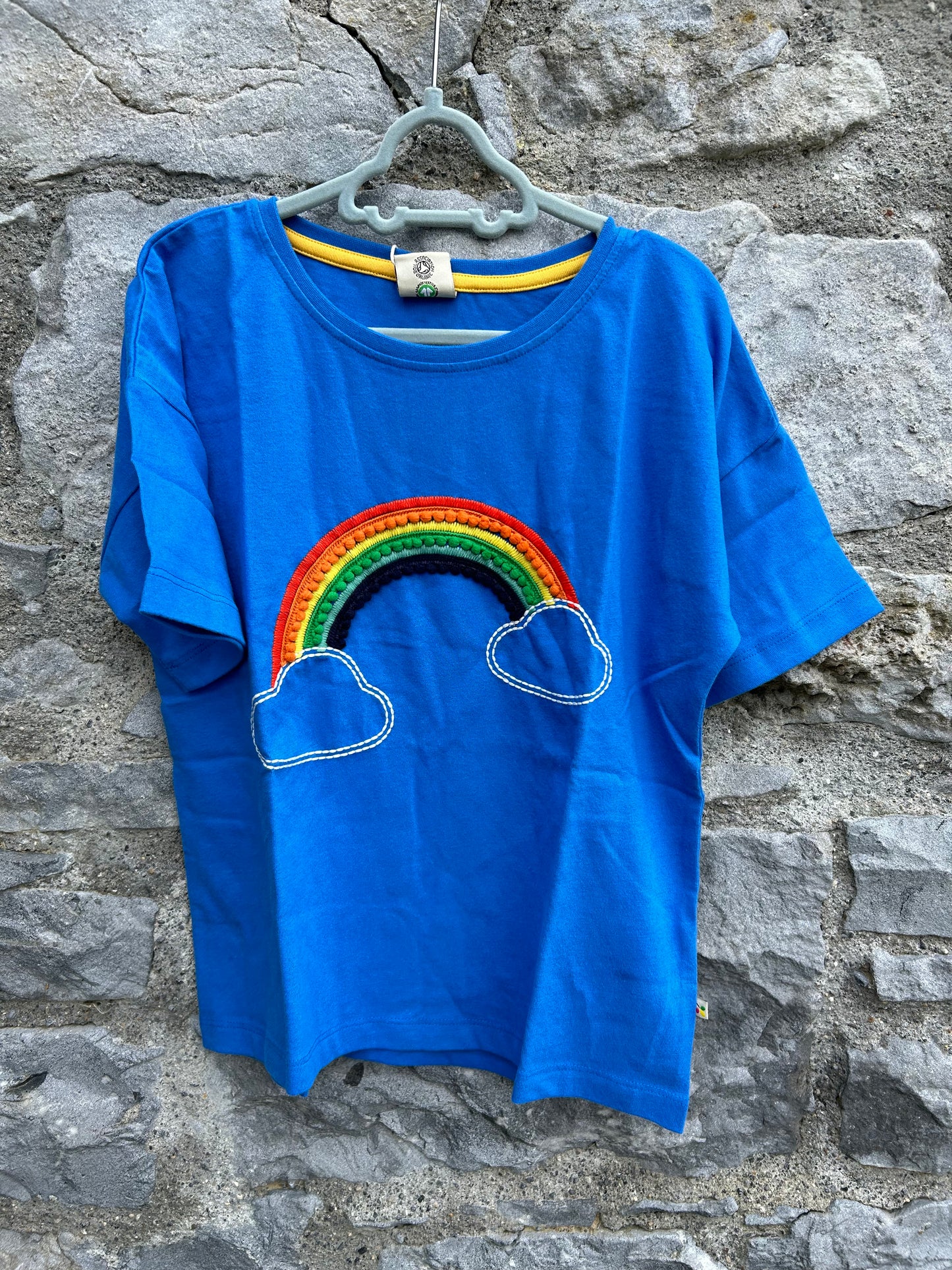 Pom Pom rainbow blue cropped T-shirt 7-8y (122-128cm)
