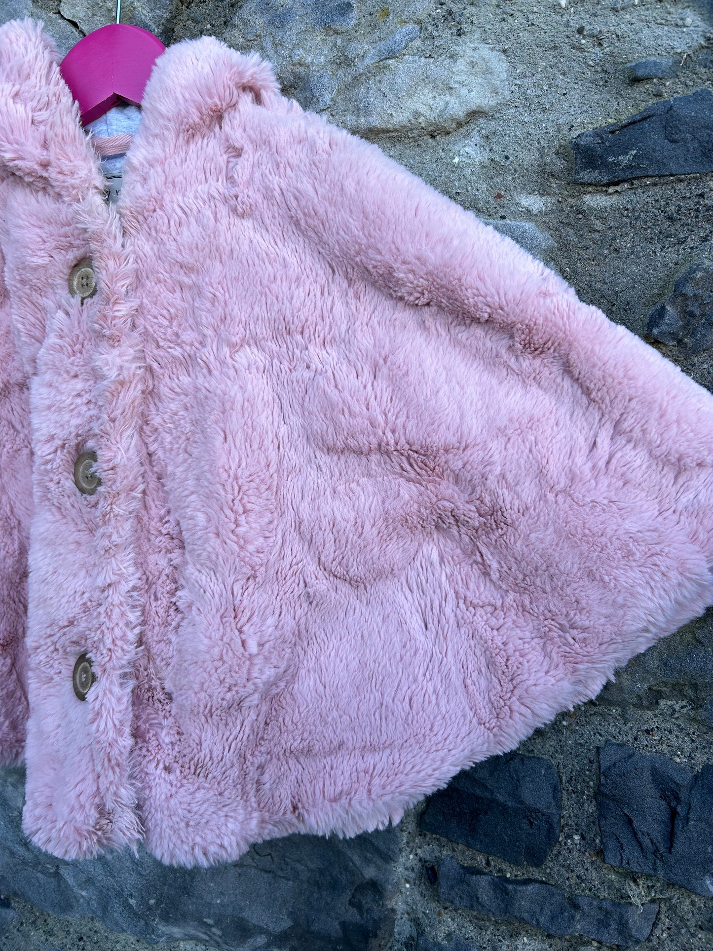 Pink furry poncho 3-4y (98-104cm)