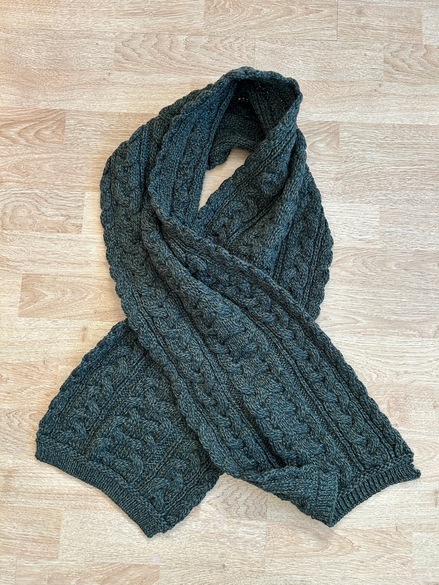 Khaki woolly scarf