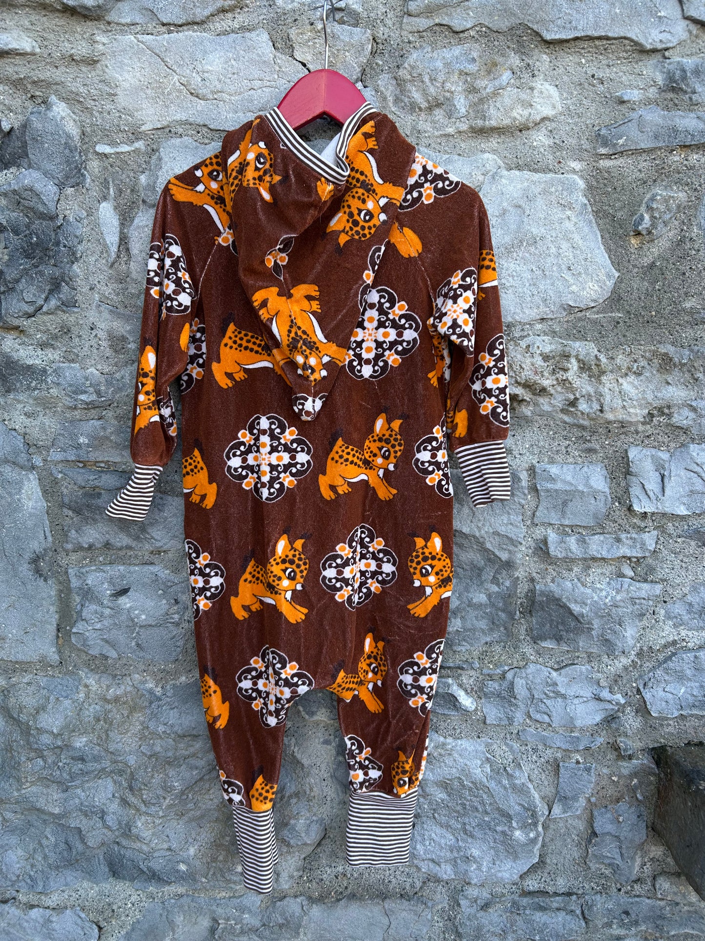 Lynx brown velour onesie 4-5y (104-110cm)