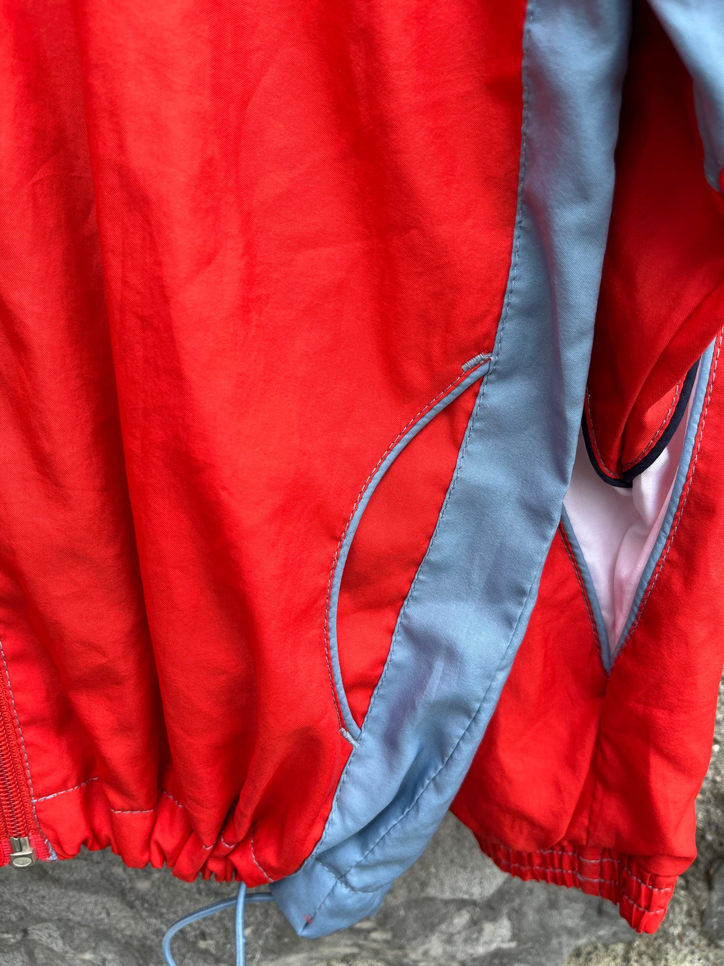 Y2K red sport jacket 6y (116cm)
