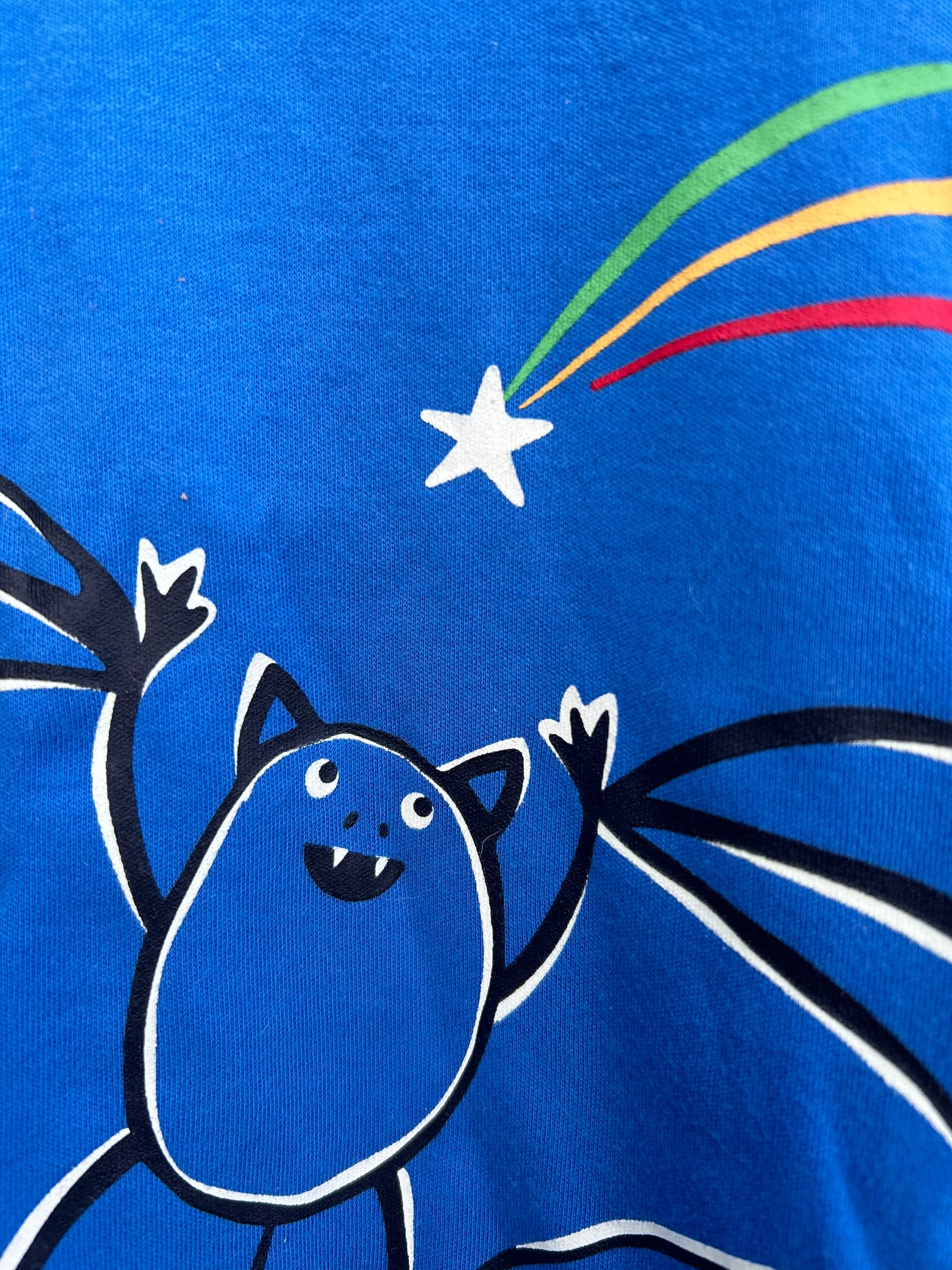 Bat blue T-shirt 6-7y (116-122cm)