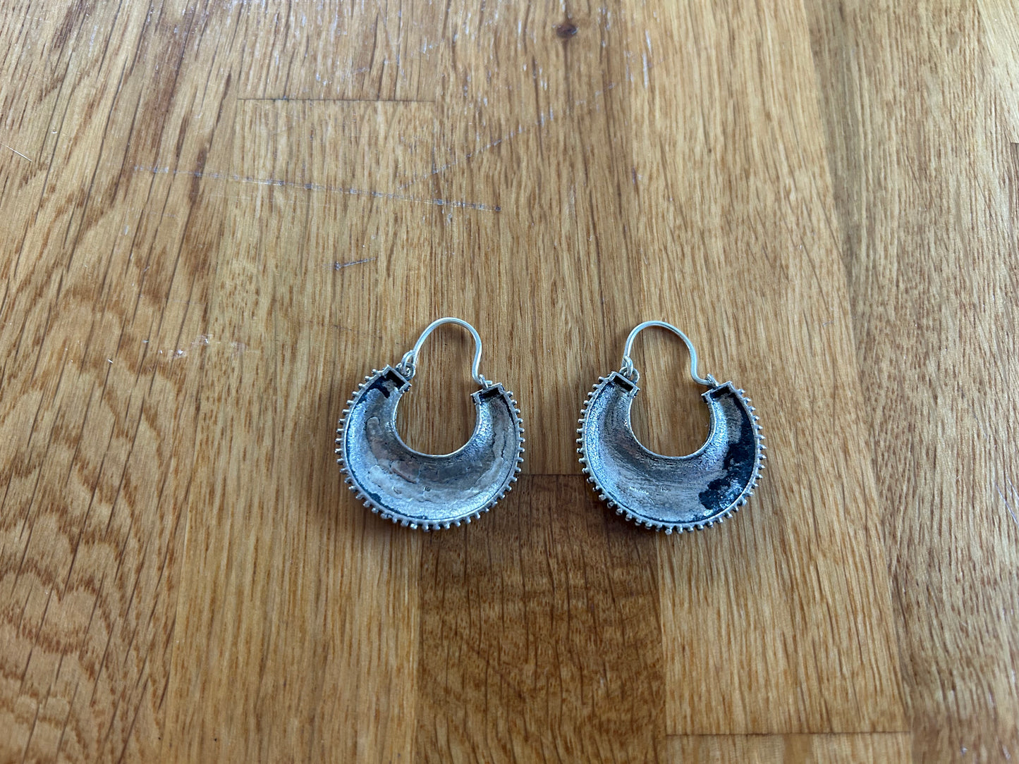 Floral ornemental earrings