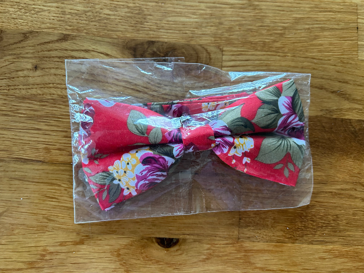 Red flower bow tie