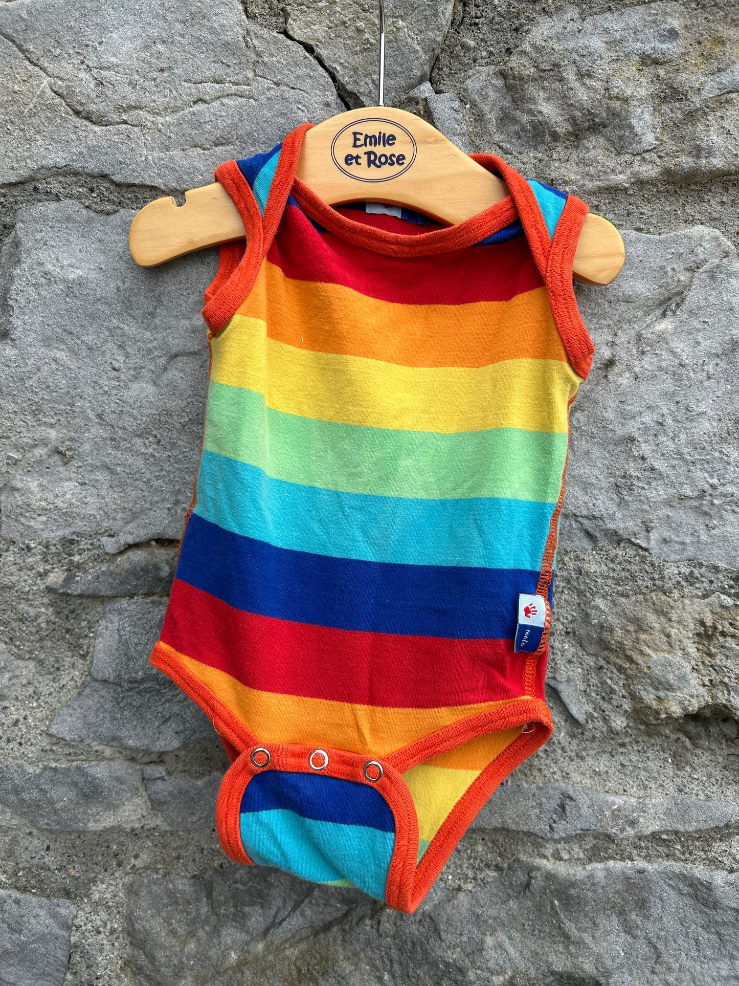Rainbow stripes vest 6m (68cm)