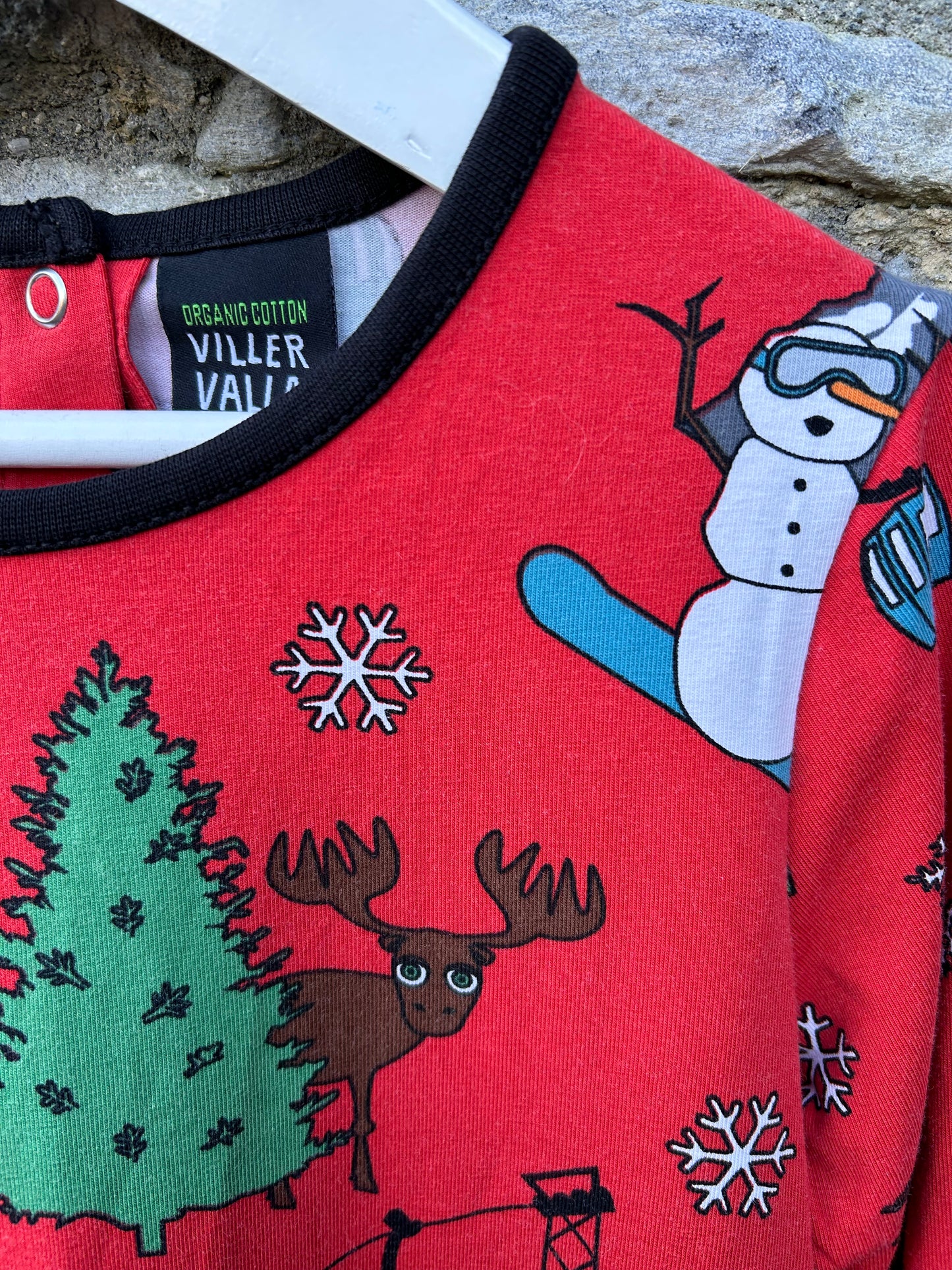 Winter sports red dress 7y (122cm)
