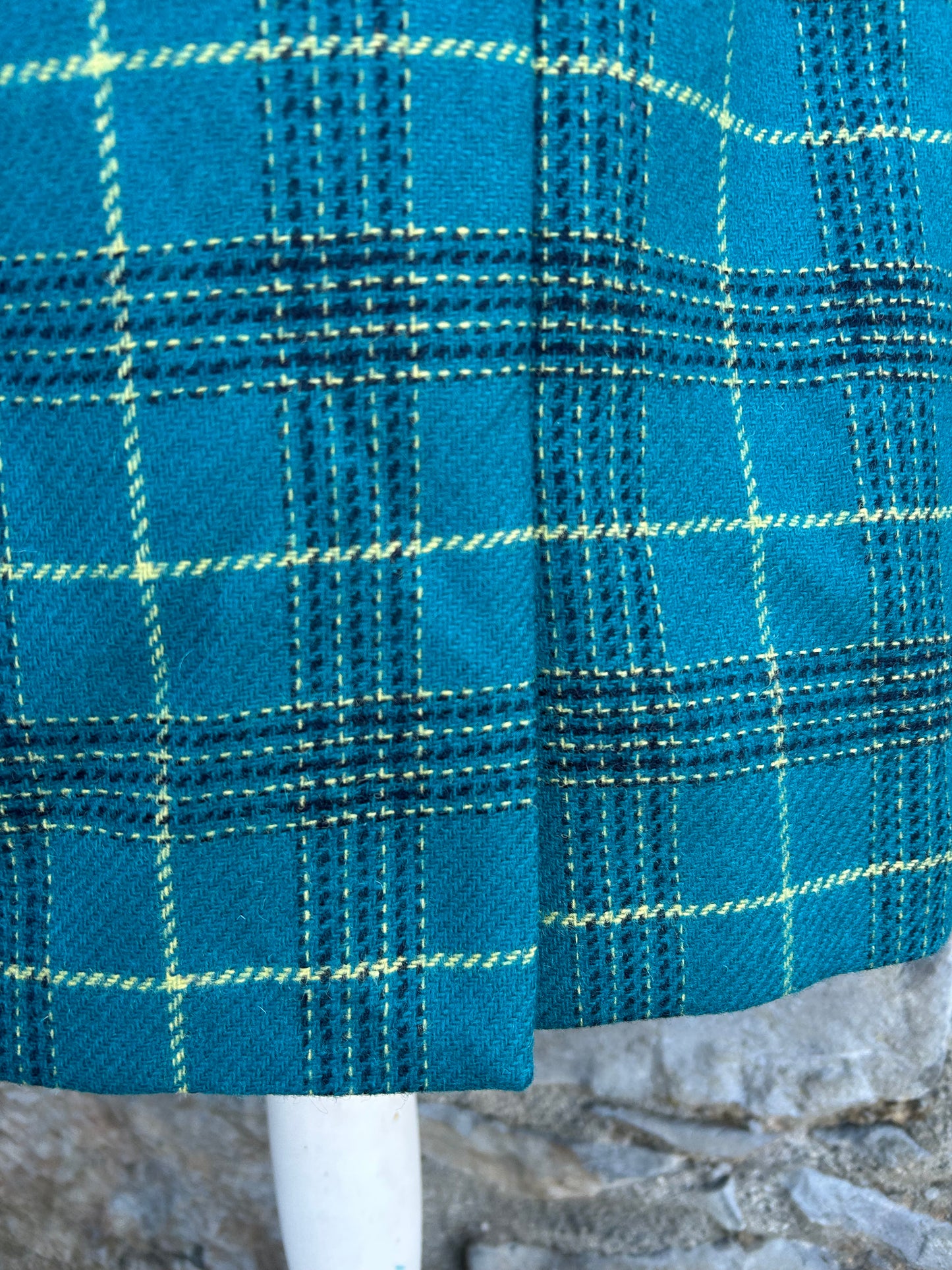 Green check woolly skirt uk 12