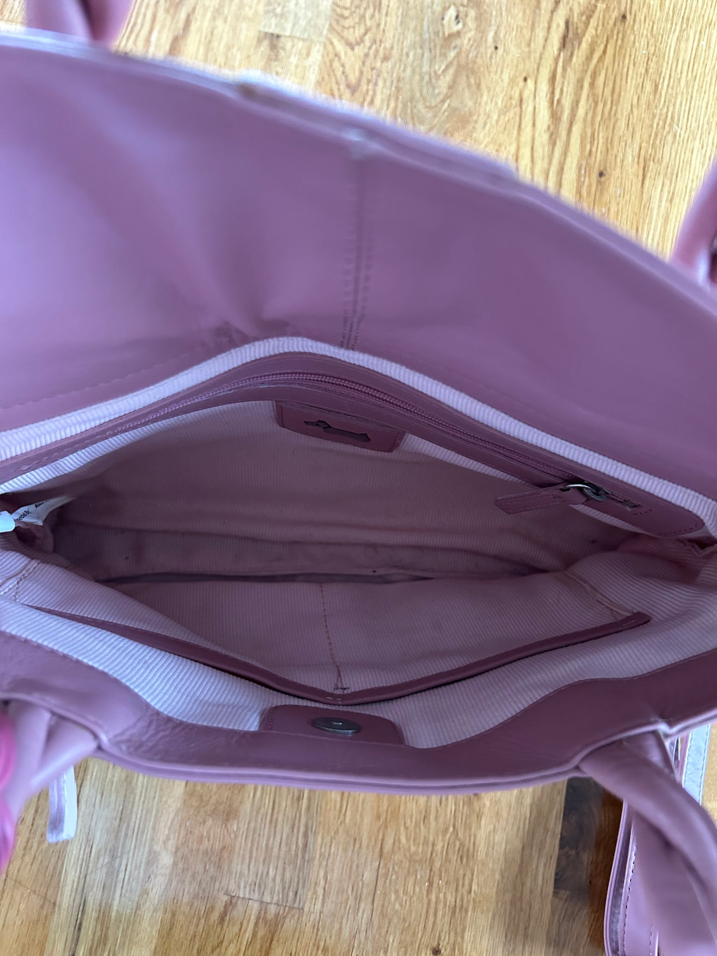 Old pink handbag