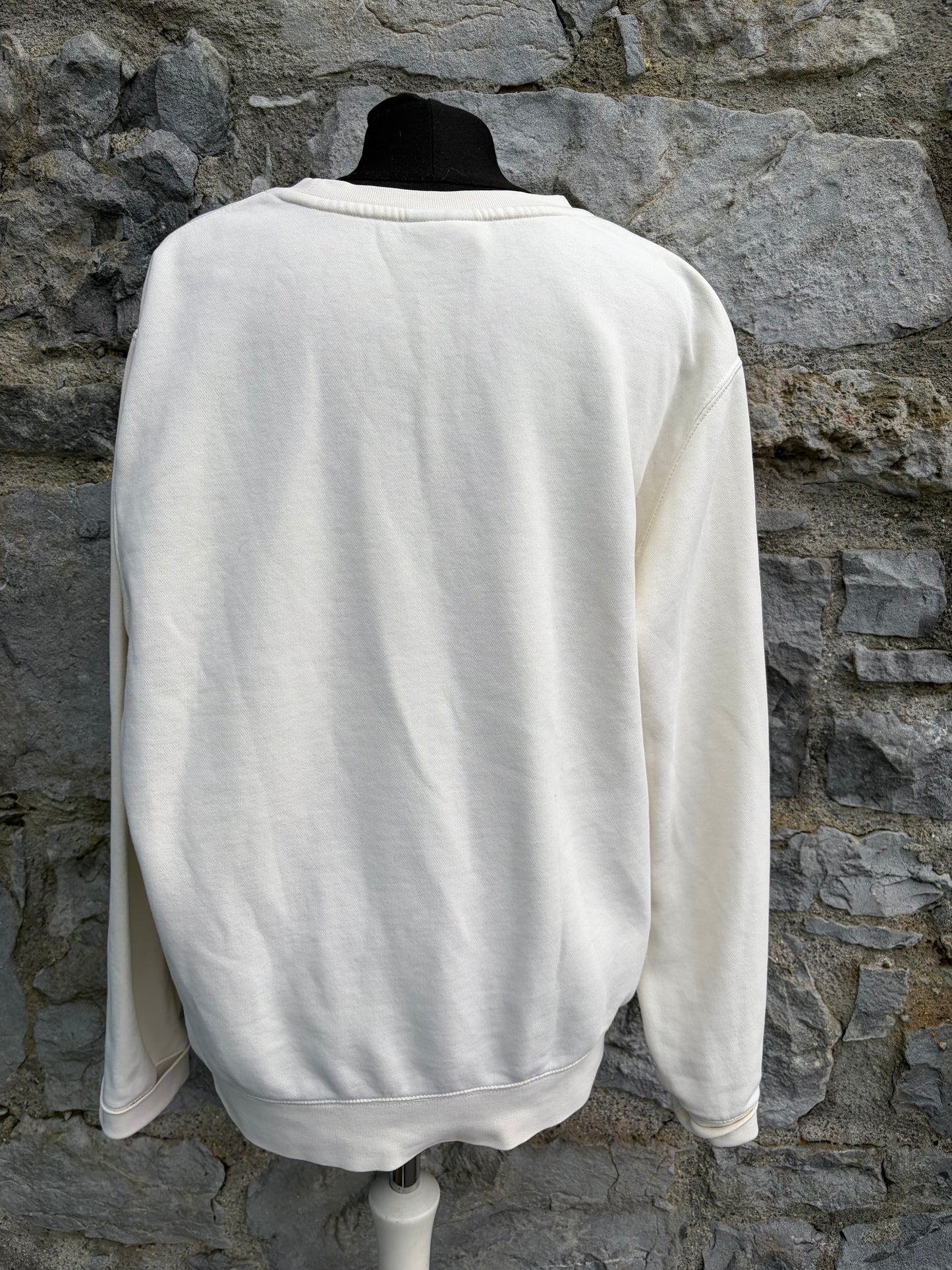 Cream crew sweatshirt Medium