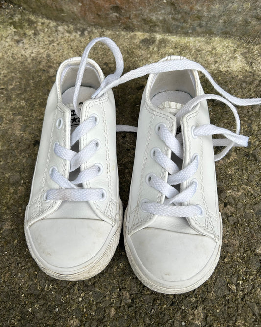White leather converse  uk 8 (eu 24)