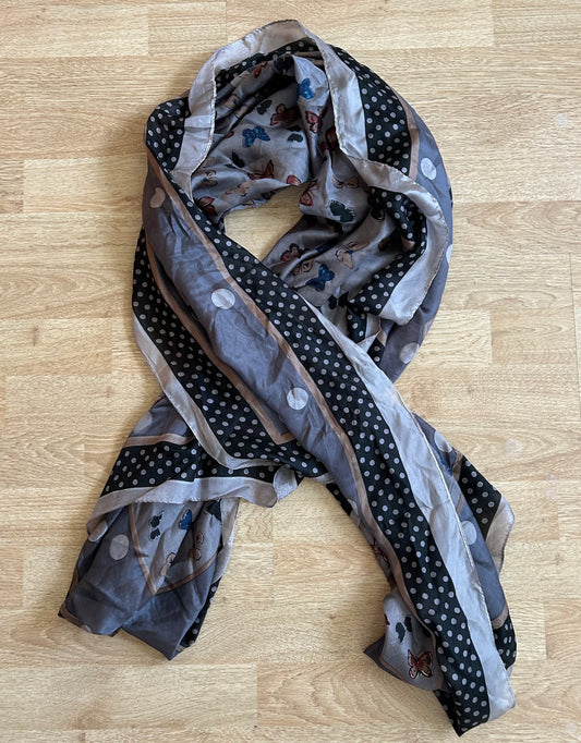 Grey butterflies scarf