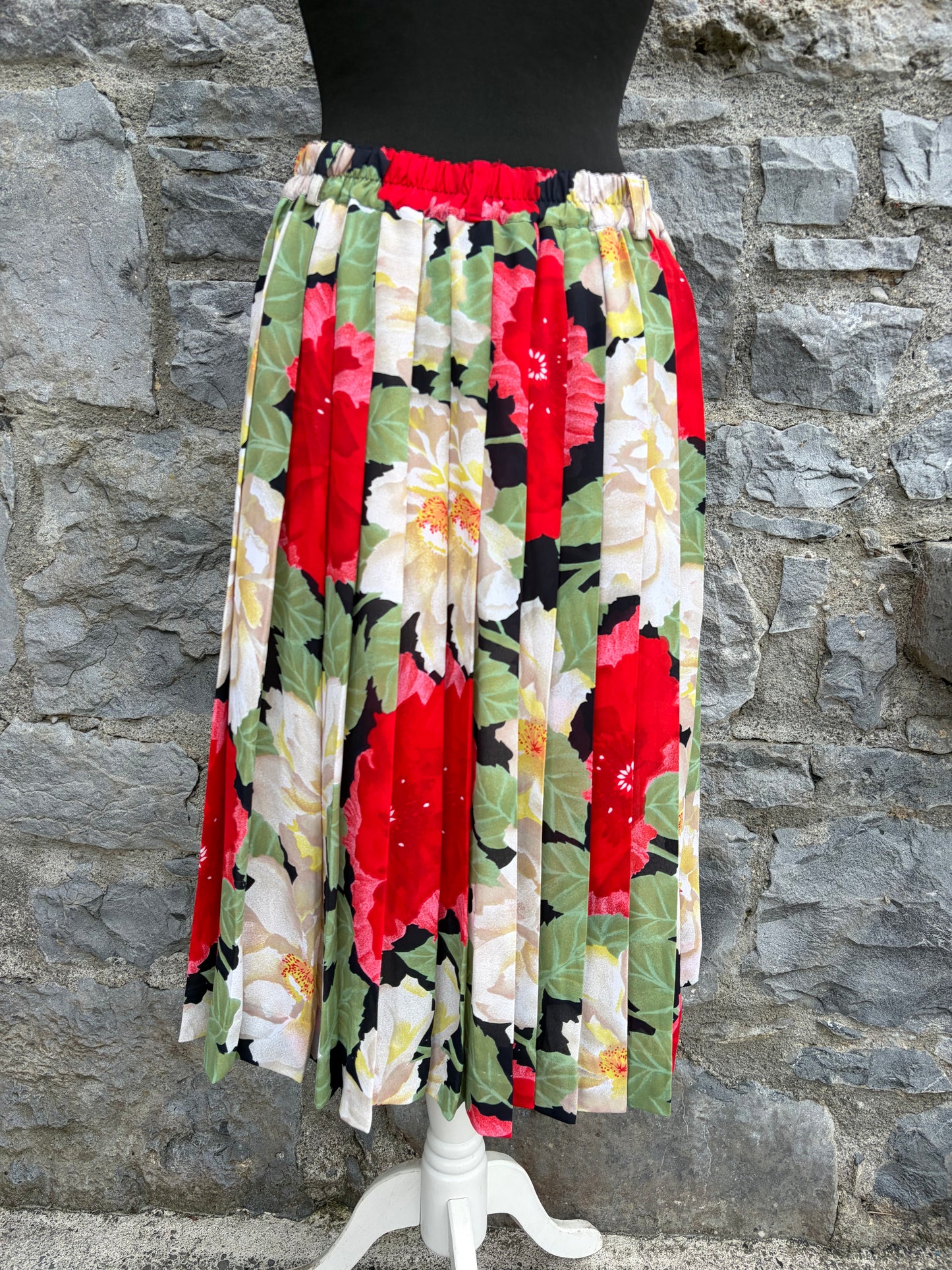 80s white&red flowers pleated skirt uk 8-10