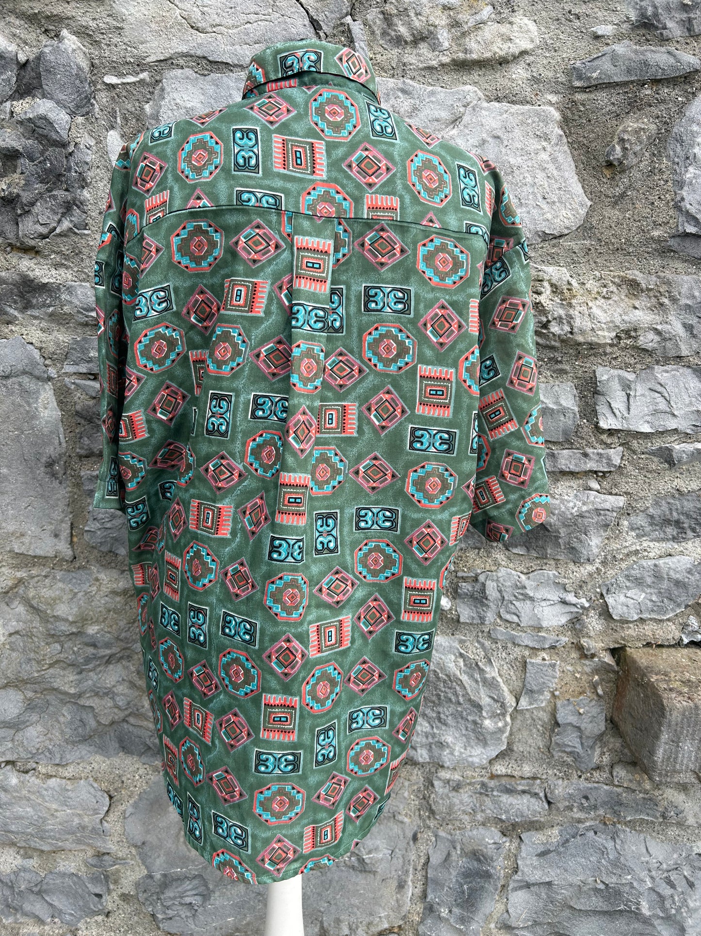 80s green geometric shirt Medium