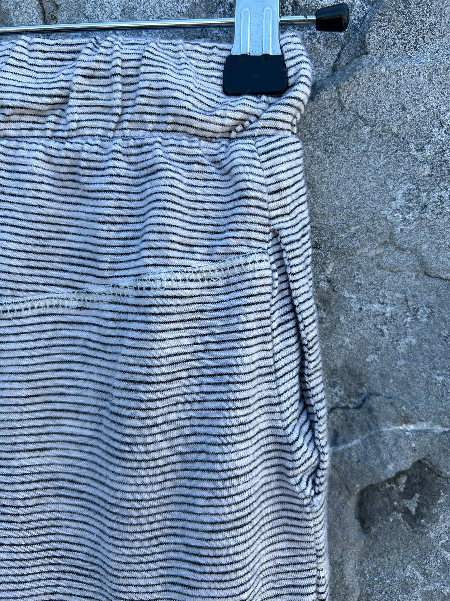 Grey stripy pants 5-6y (110-116cm)