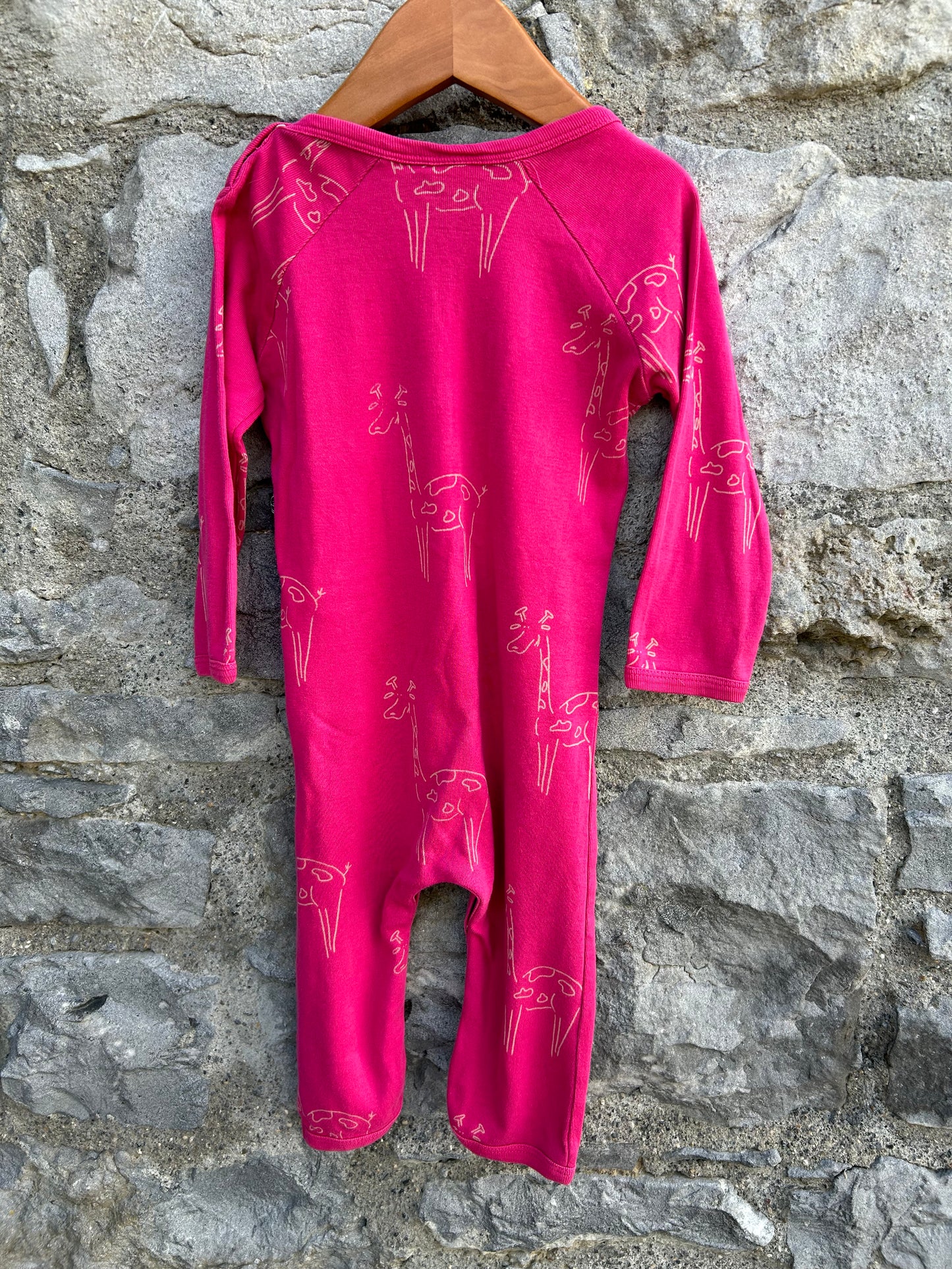Giraffe pink onesie 9m (74cm)