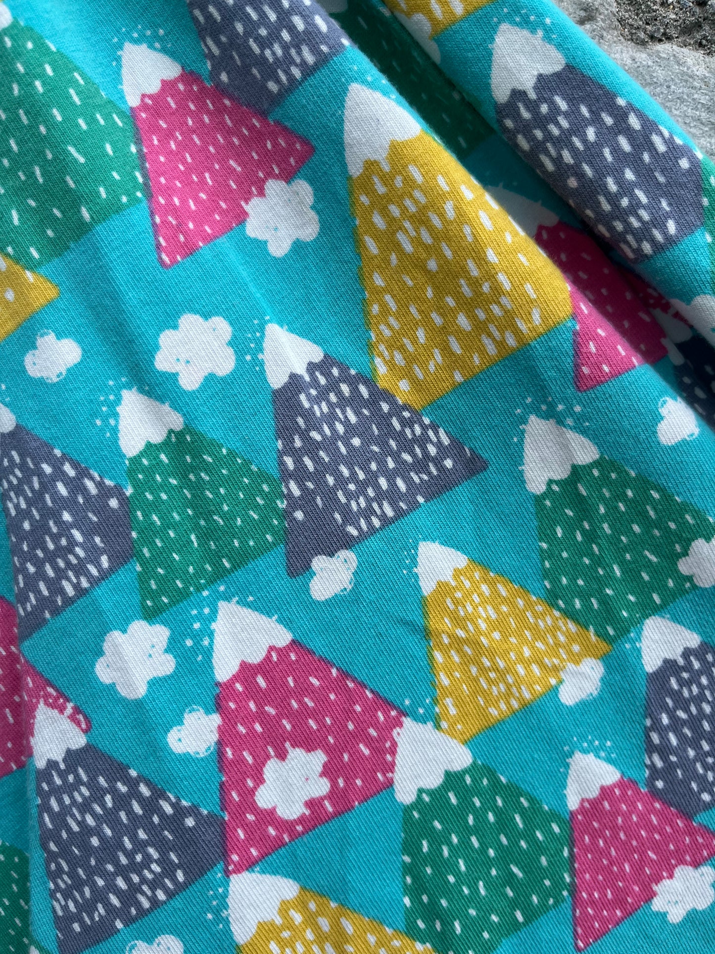 Mountains blue skirt 5-6y (110-116cm)