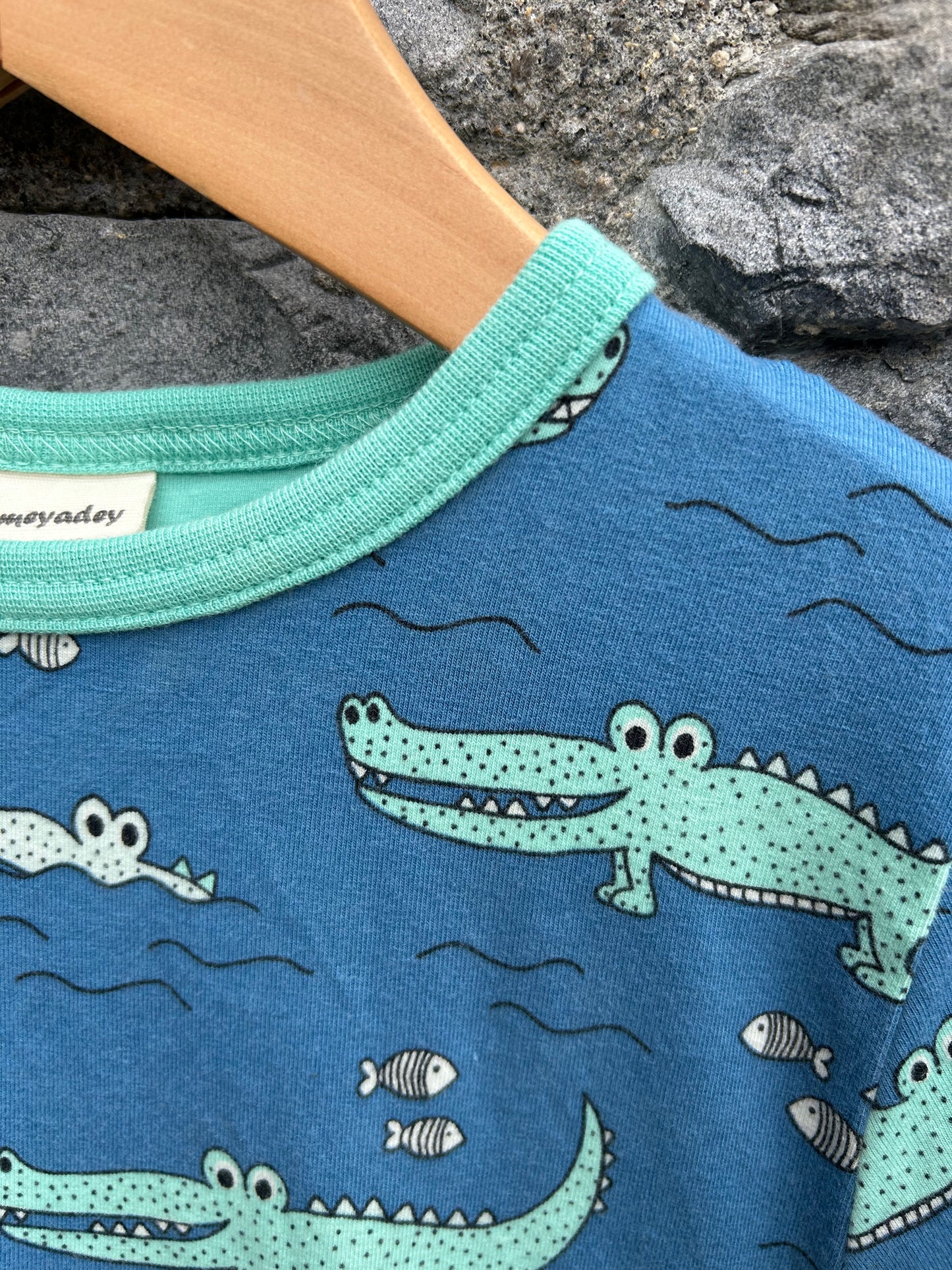 Crocodile blue top 9-10y (134-140cm)