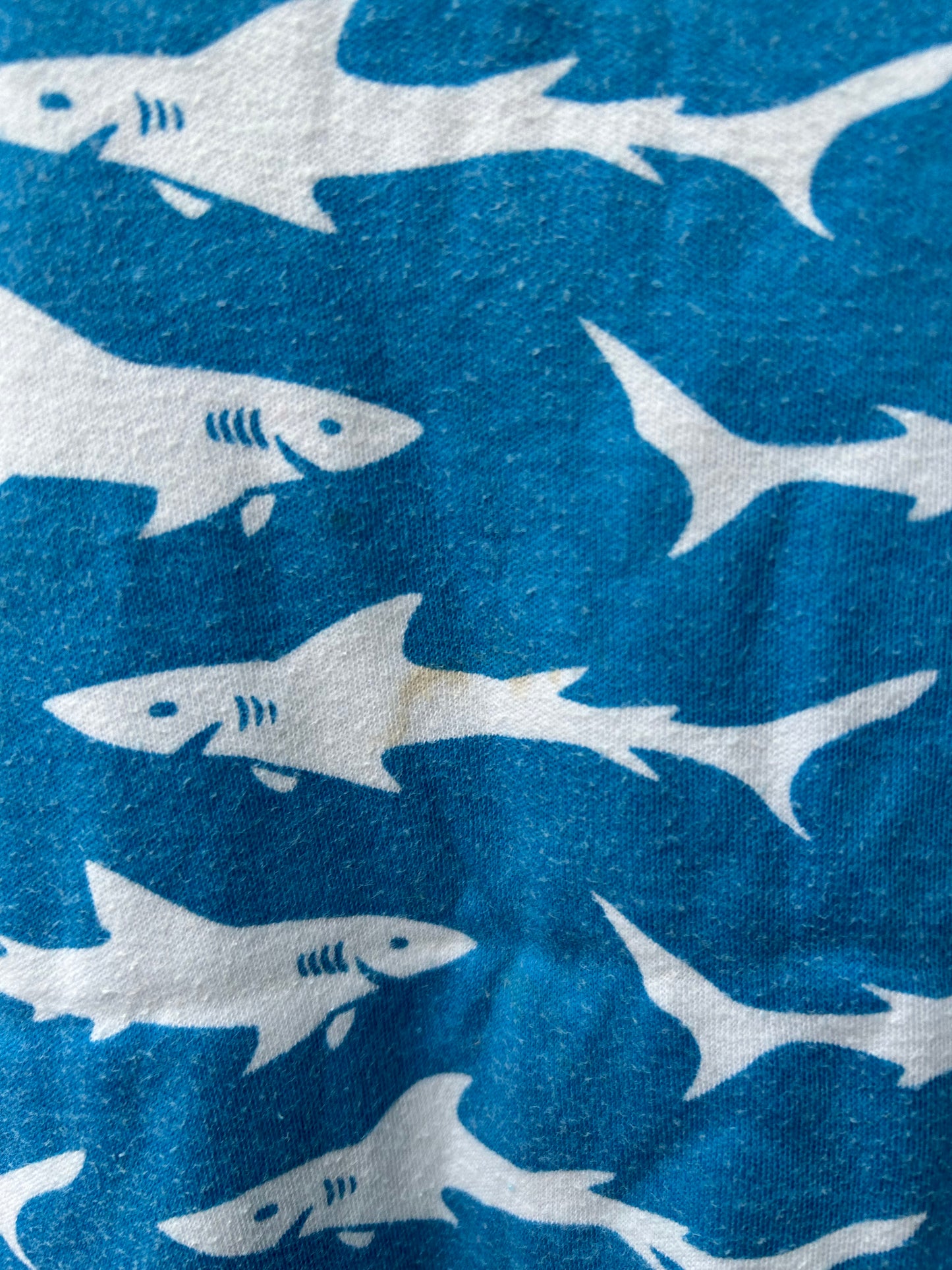 Shark blue onesie 0-1m (50-56cm)