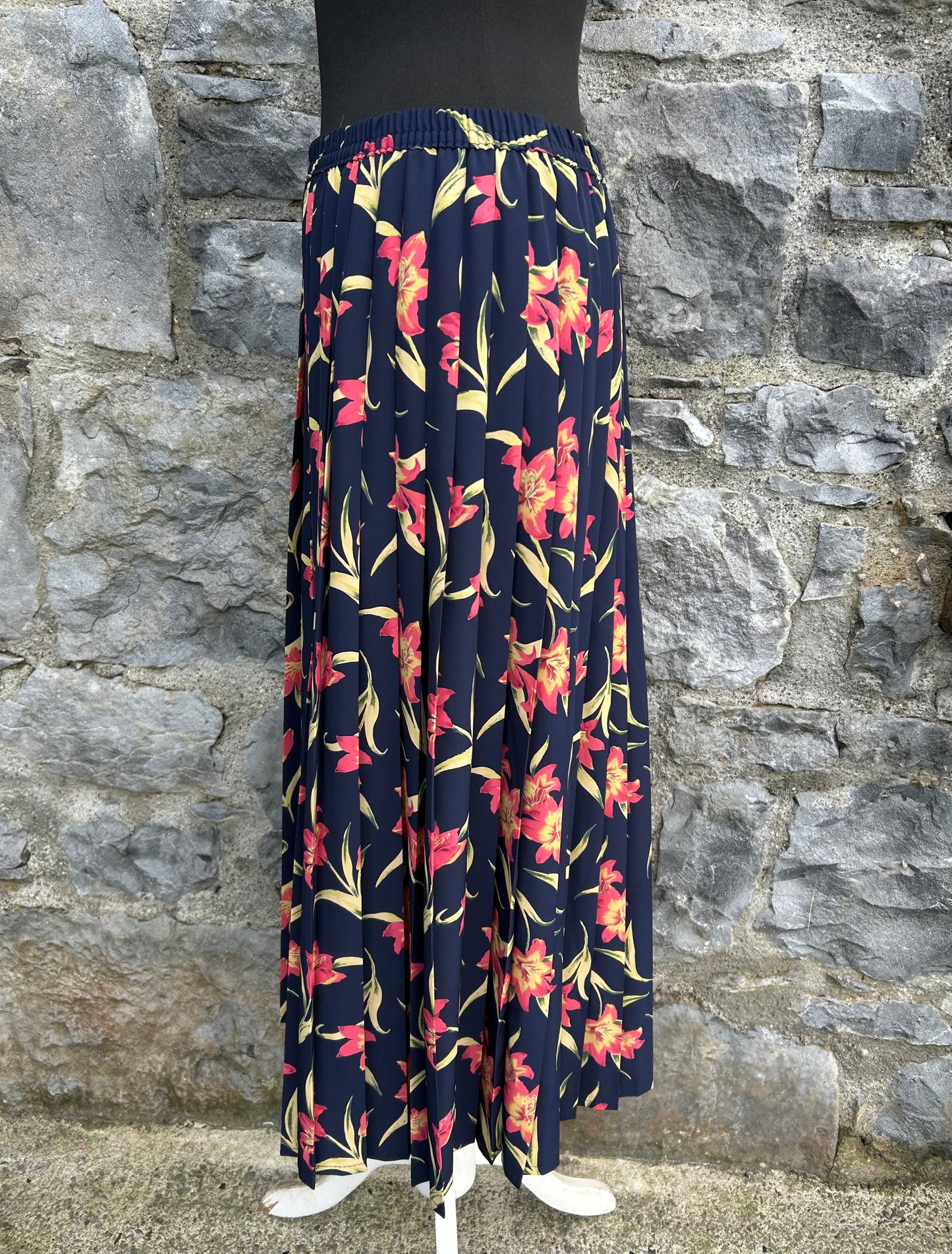 90s floral navy pleated skirt uk 12-14