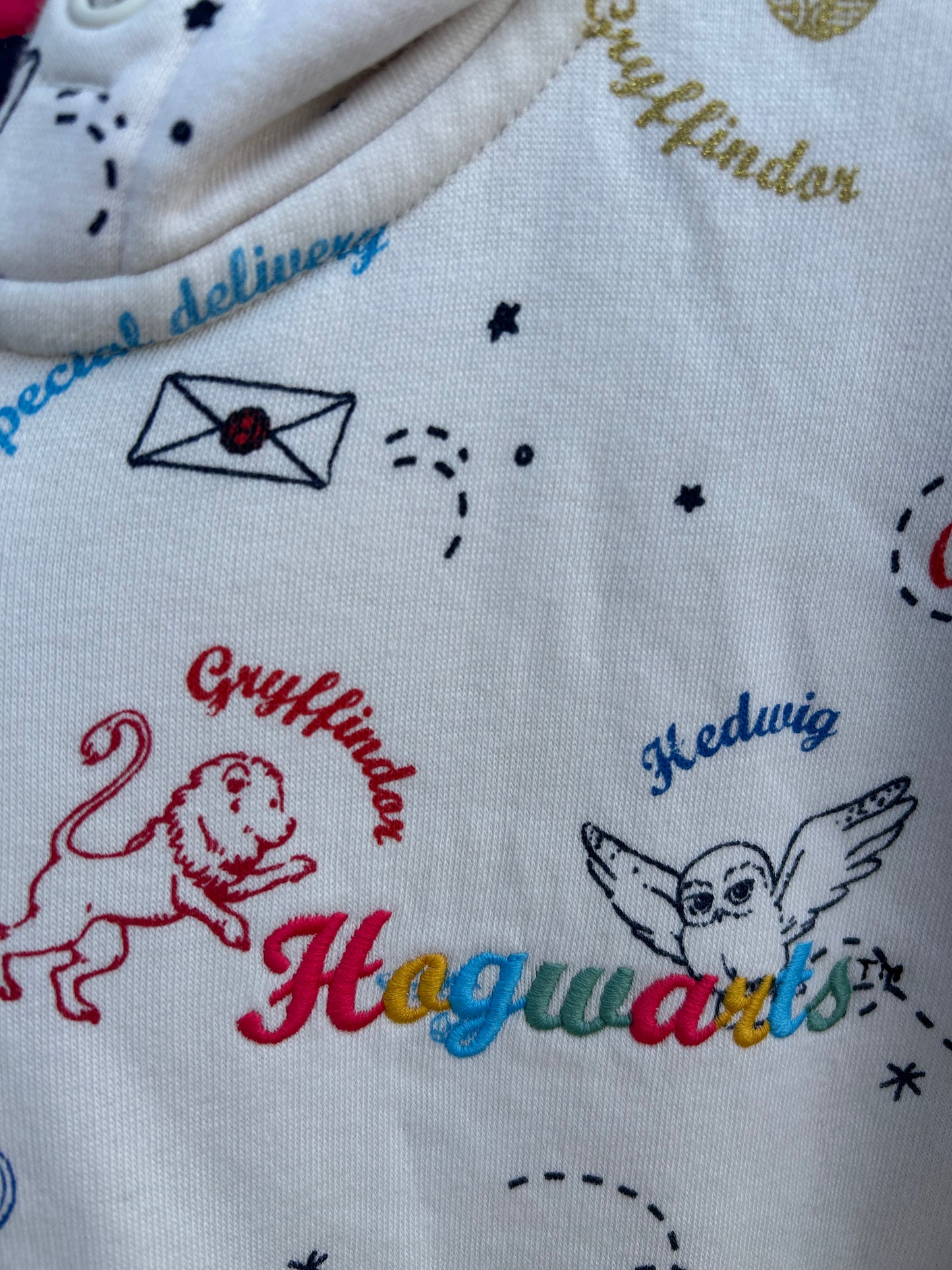 Hogwarts white hoodie 12-13y (152-158cm)