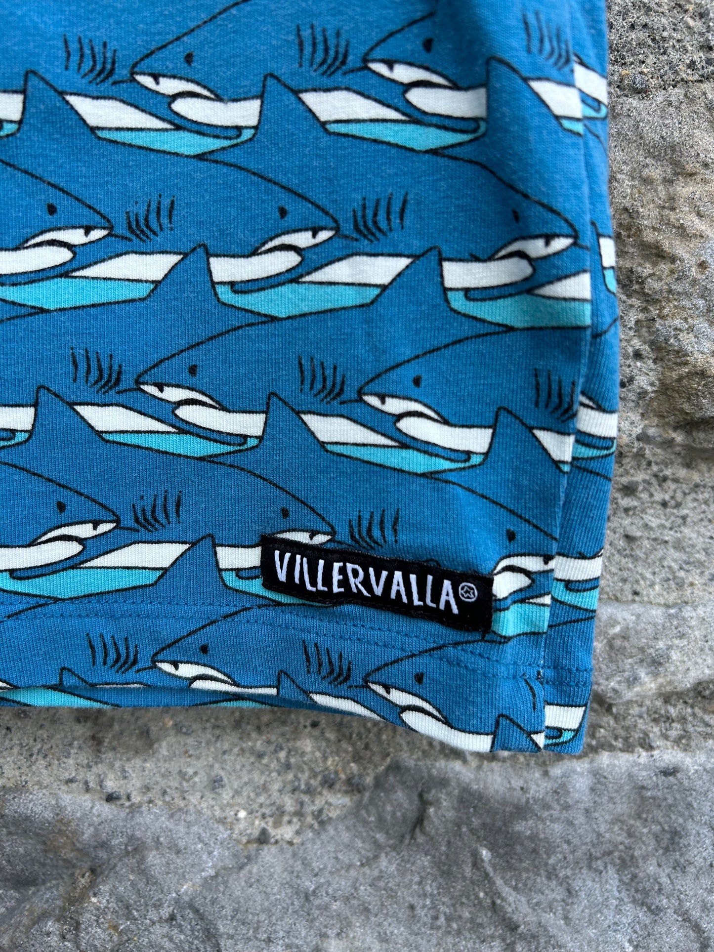 Sharks blue tank top 2y (92cm)