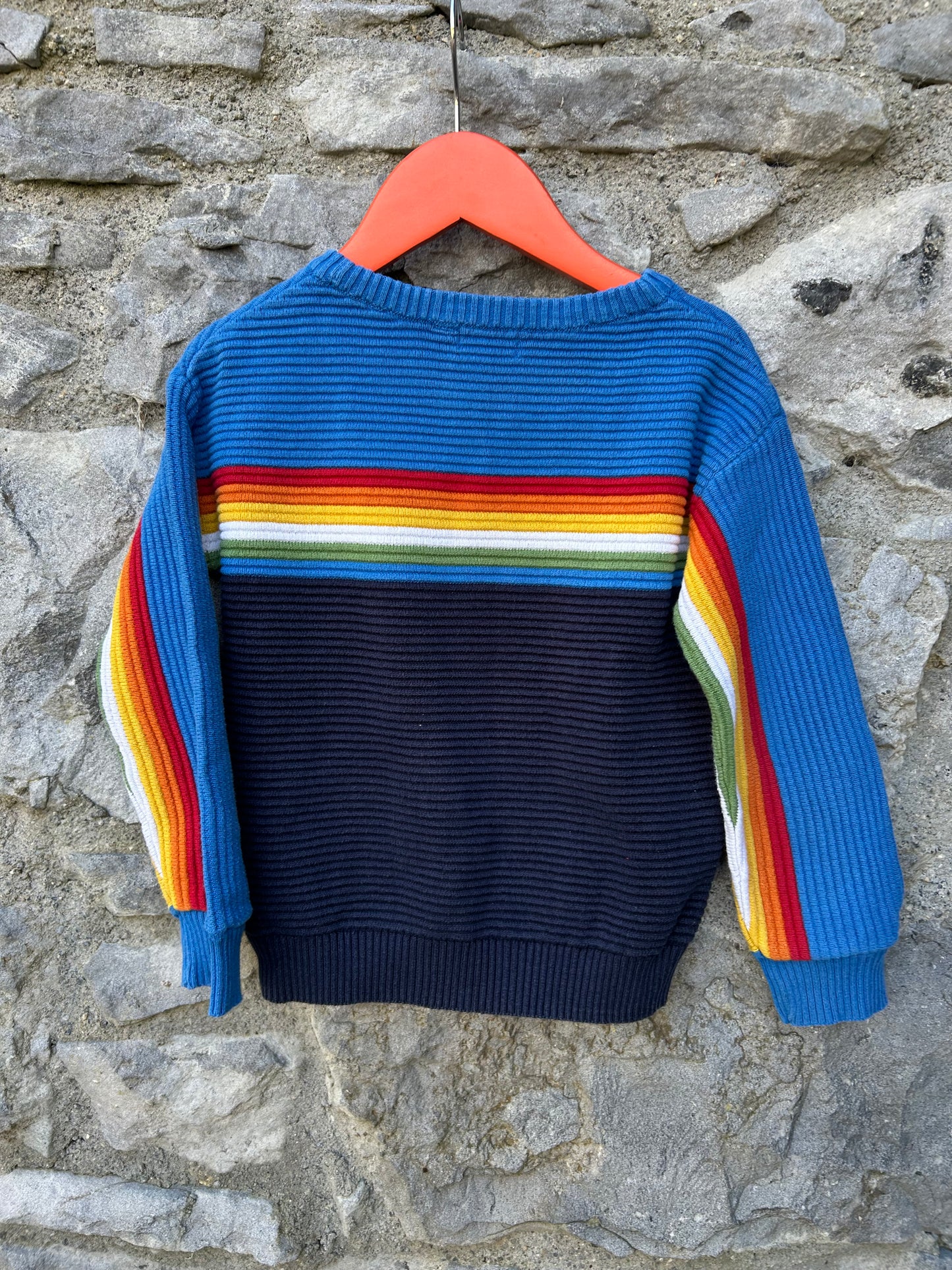 Rainbow stripes blue jumper 3-4y (98-104cm)