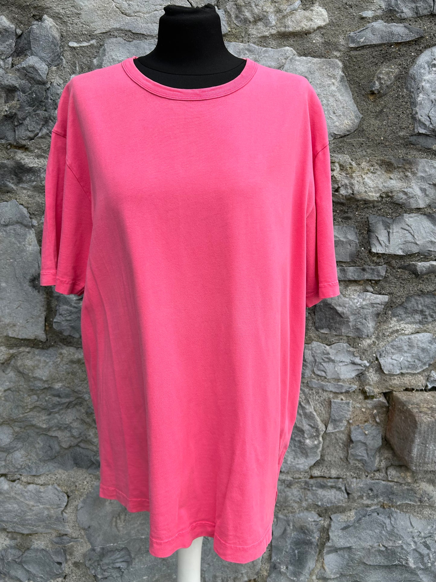Pink T-shirt Large