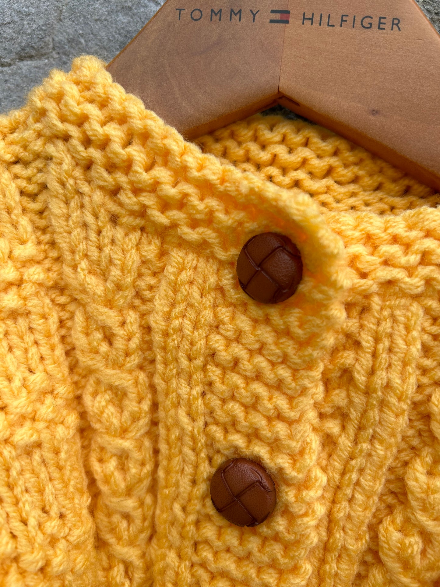Yellow cardigan 6m (68cm)