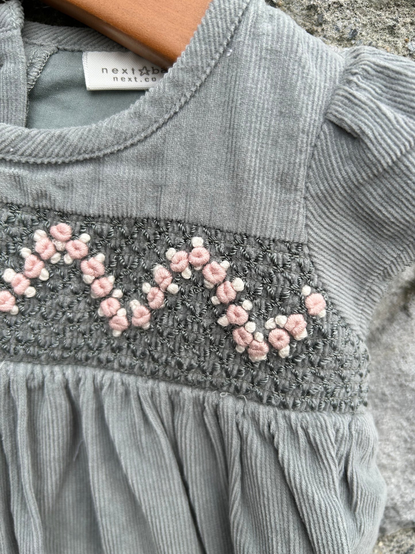 Grey cord dress 0-3m (56-62cm)