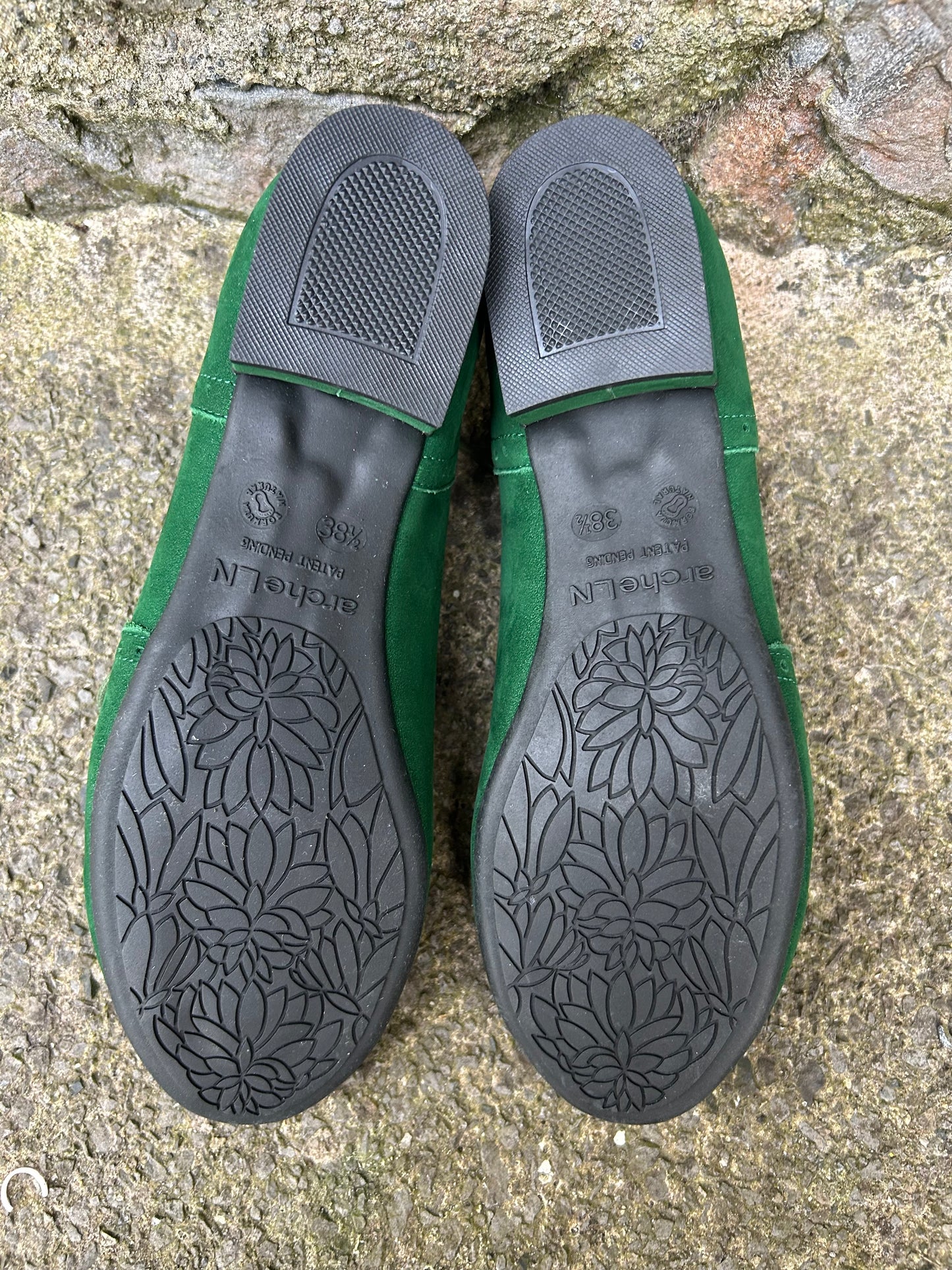 Green suede pumps uk 5 (eu 38.5)