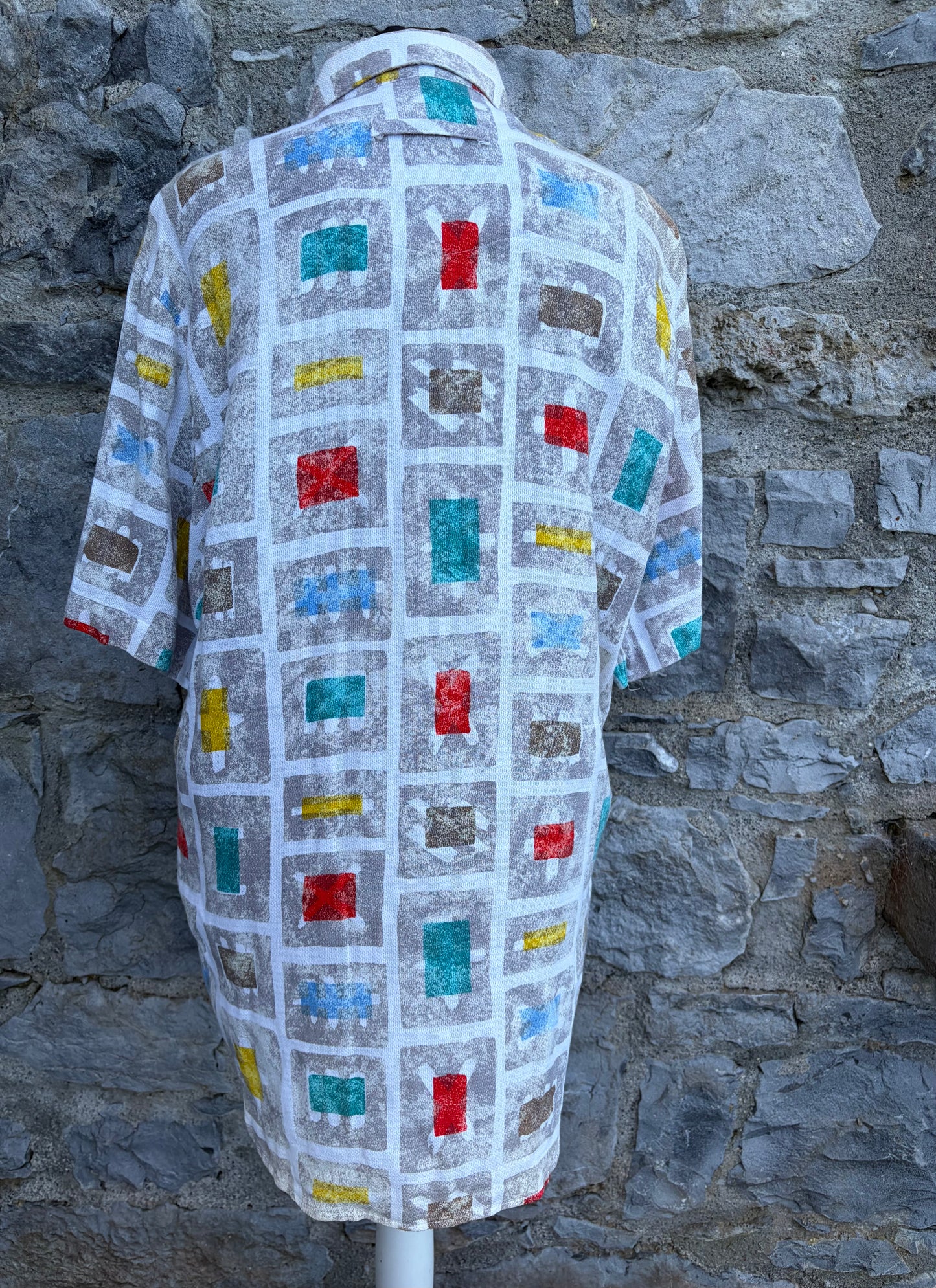 80s squares grey shirt Large