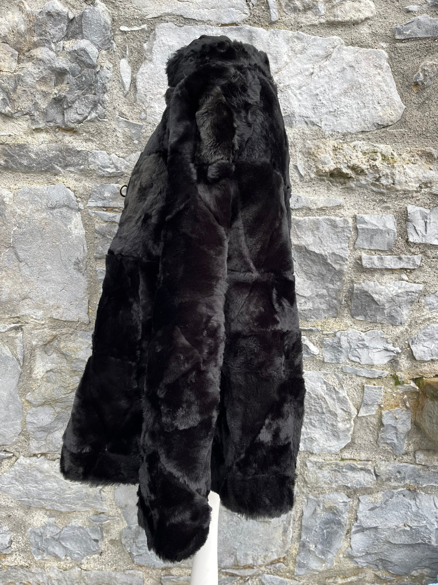 Black faux fur cape free size
