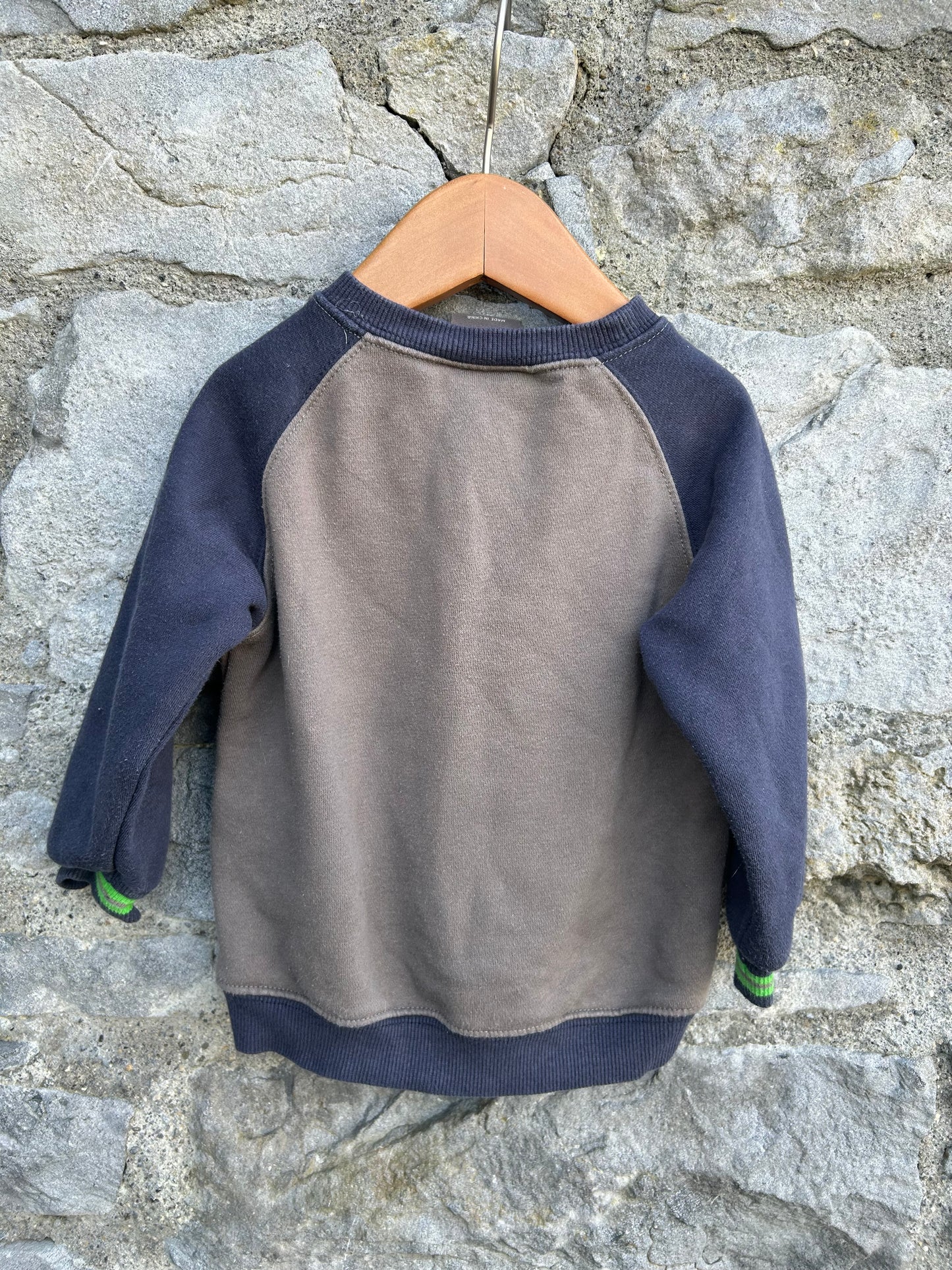 Brown&navy raglan sweatshirt 12m (80cm)