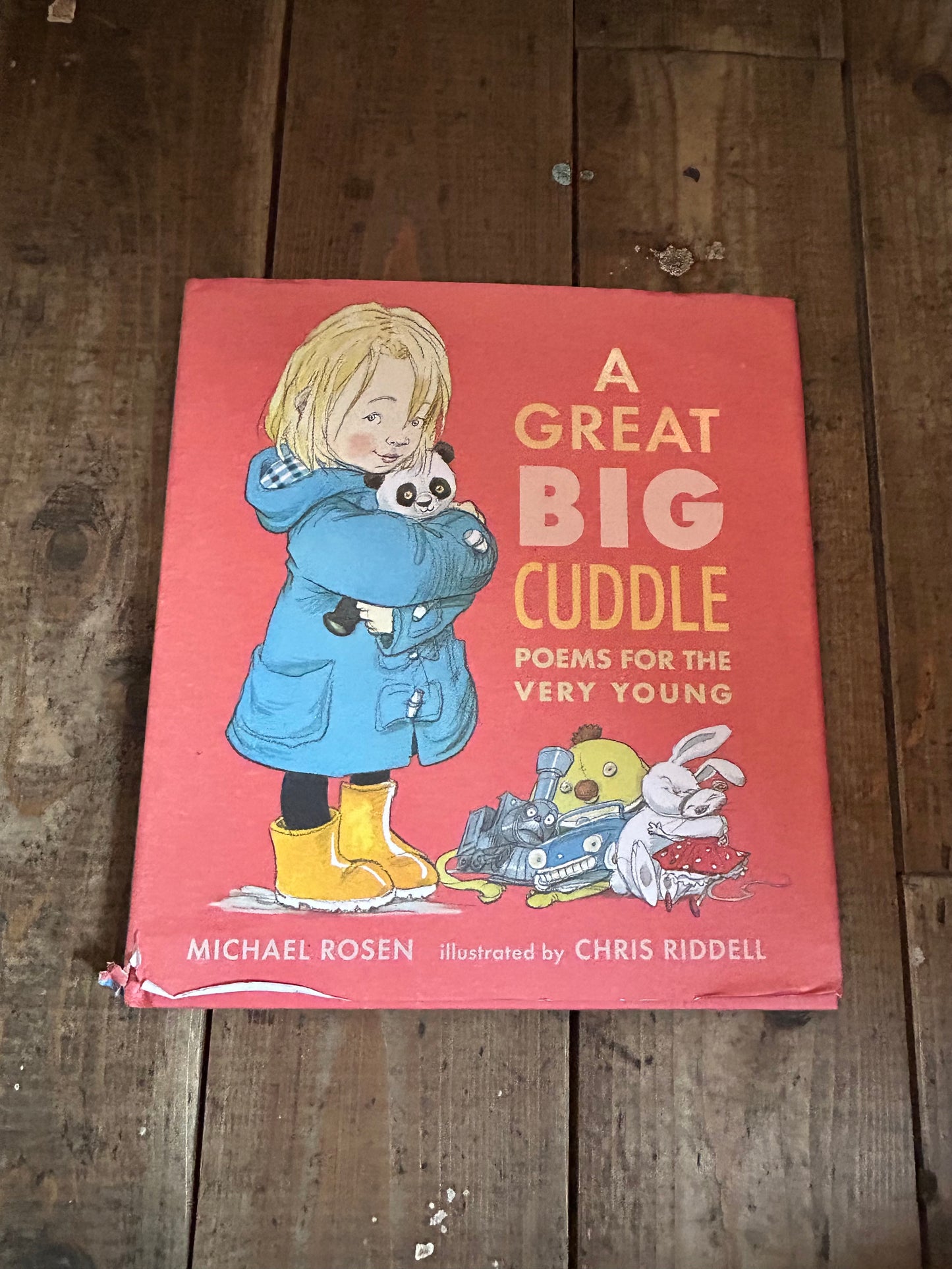 A great big cuddle poems for the very young by Michael Rosen