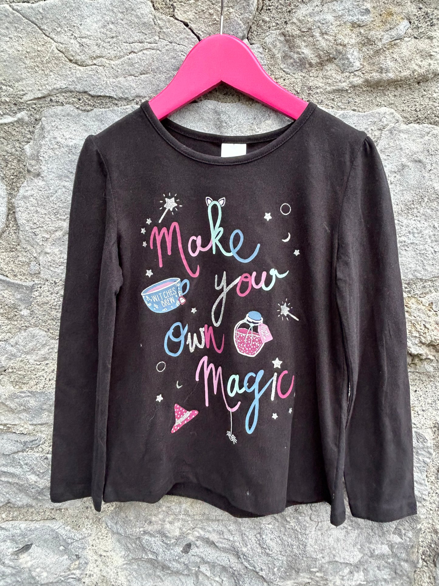 Magic black top 6y (116cm)