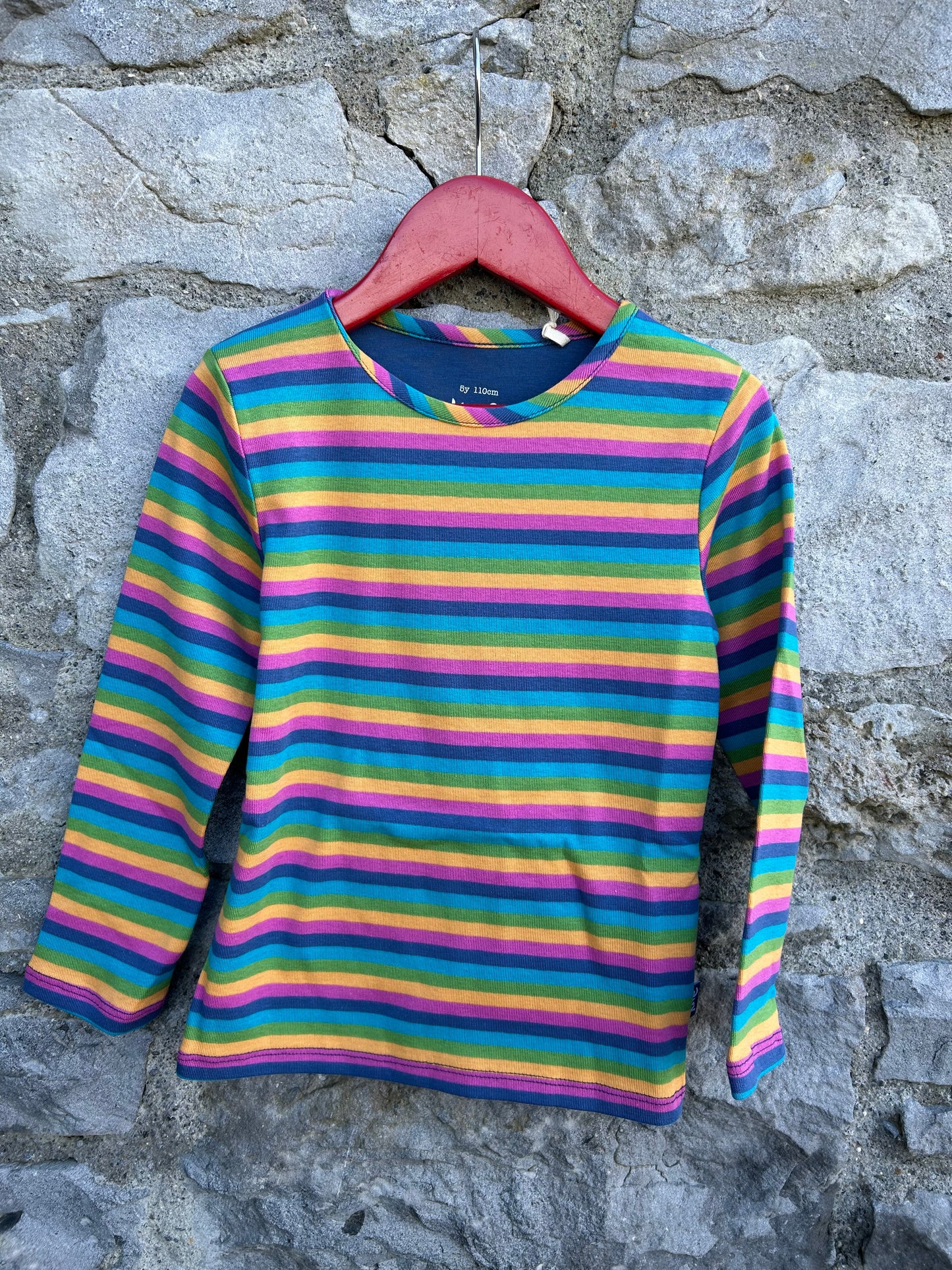 Rainbow stripes top 4y (104cm)