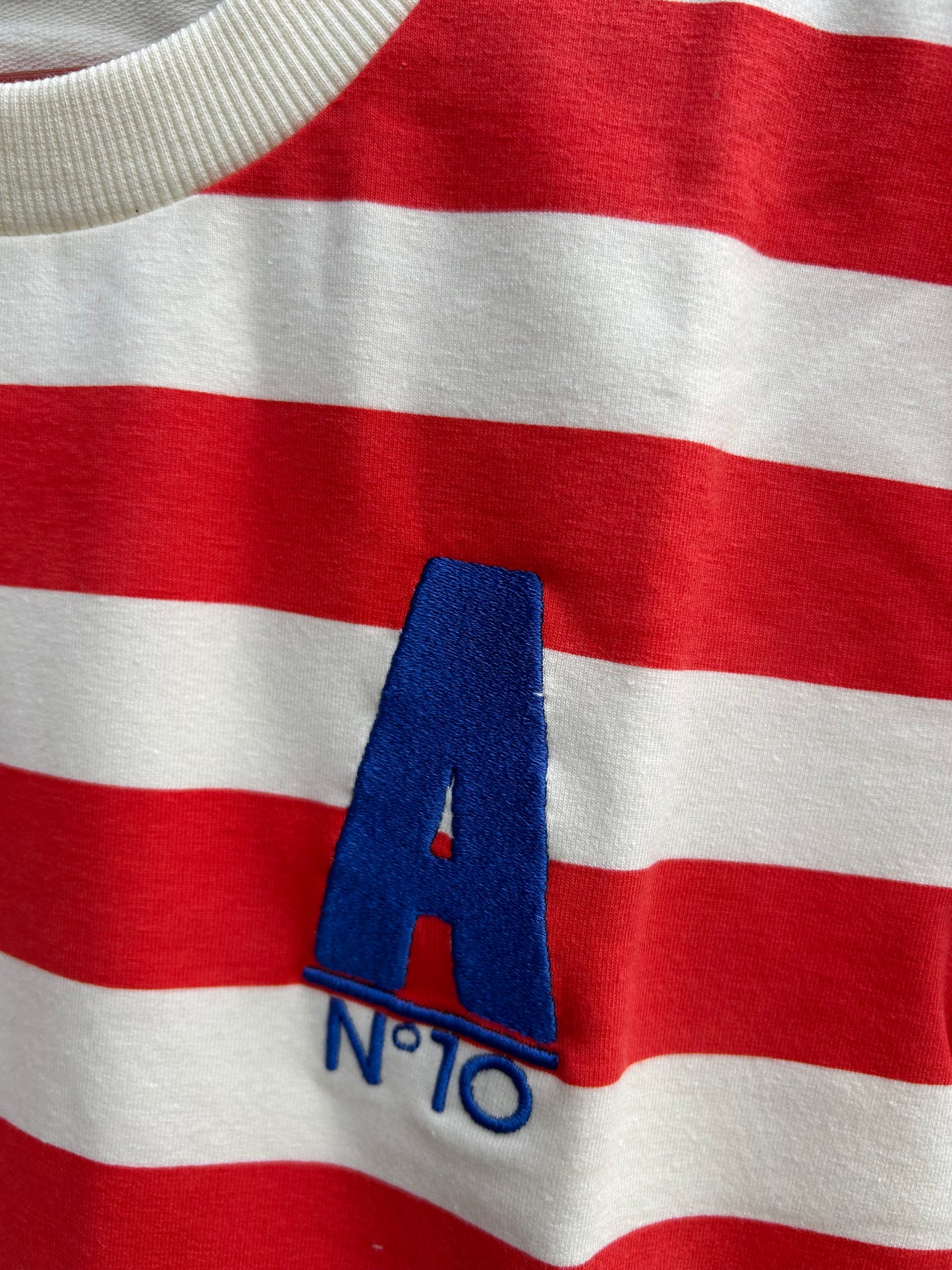 Red stripy t-shirt 9y (134cm)