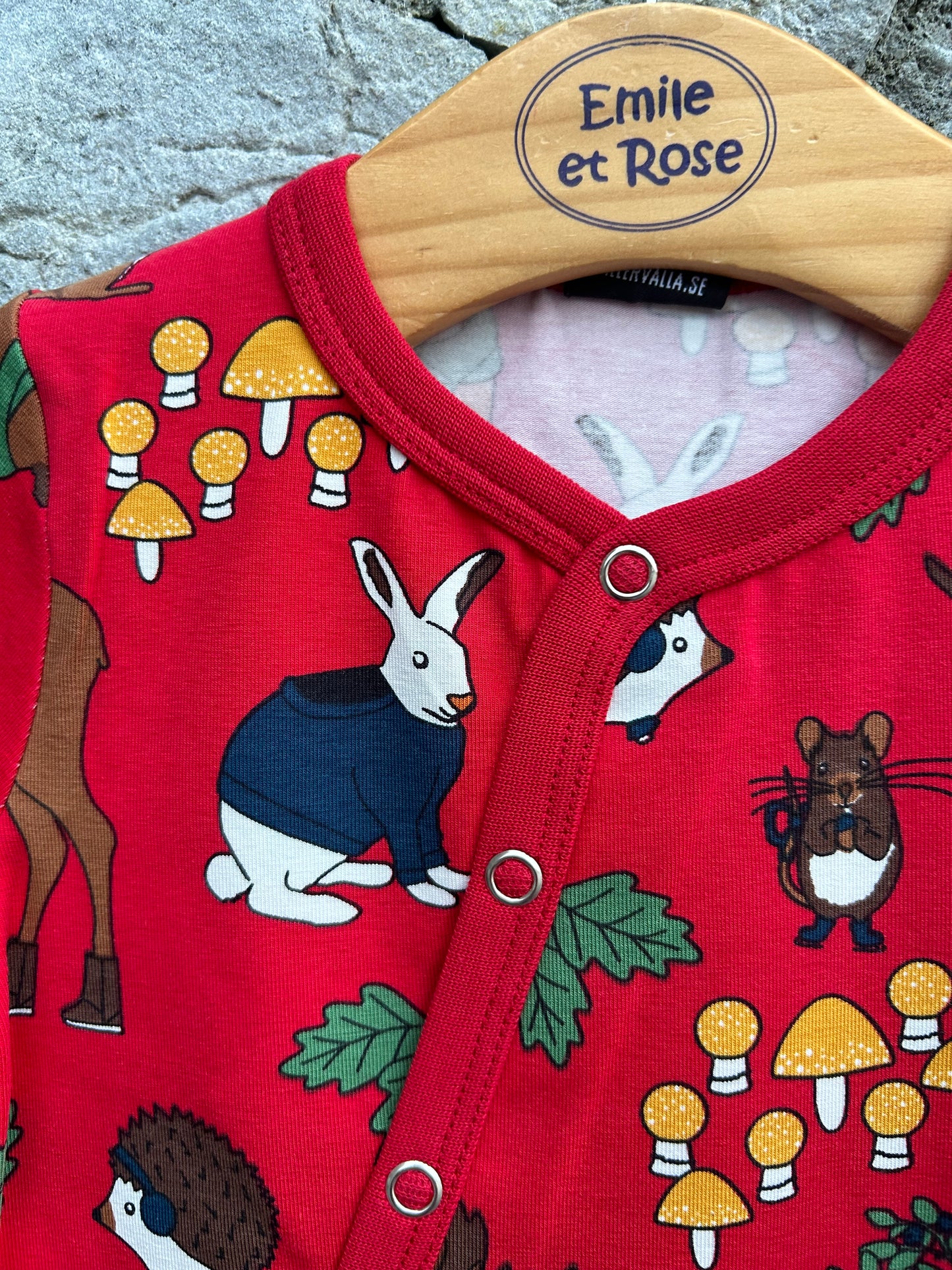 Winter woodlands red vest 12m (80cm)