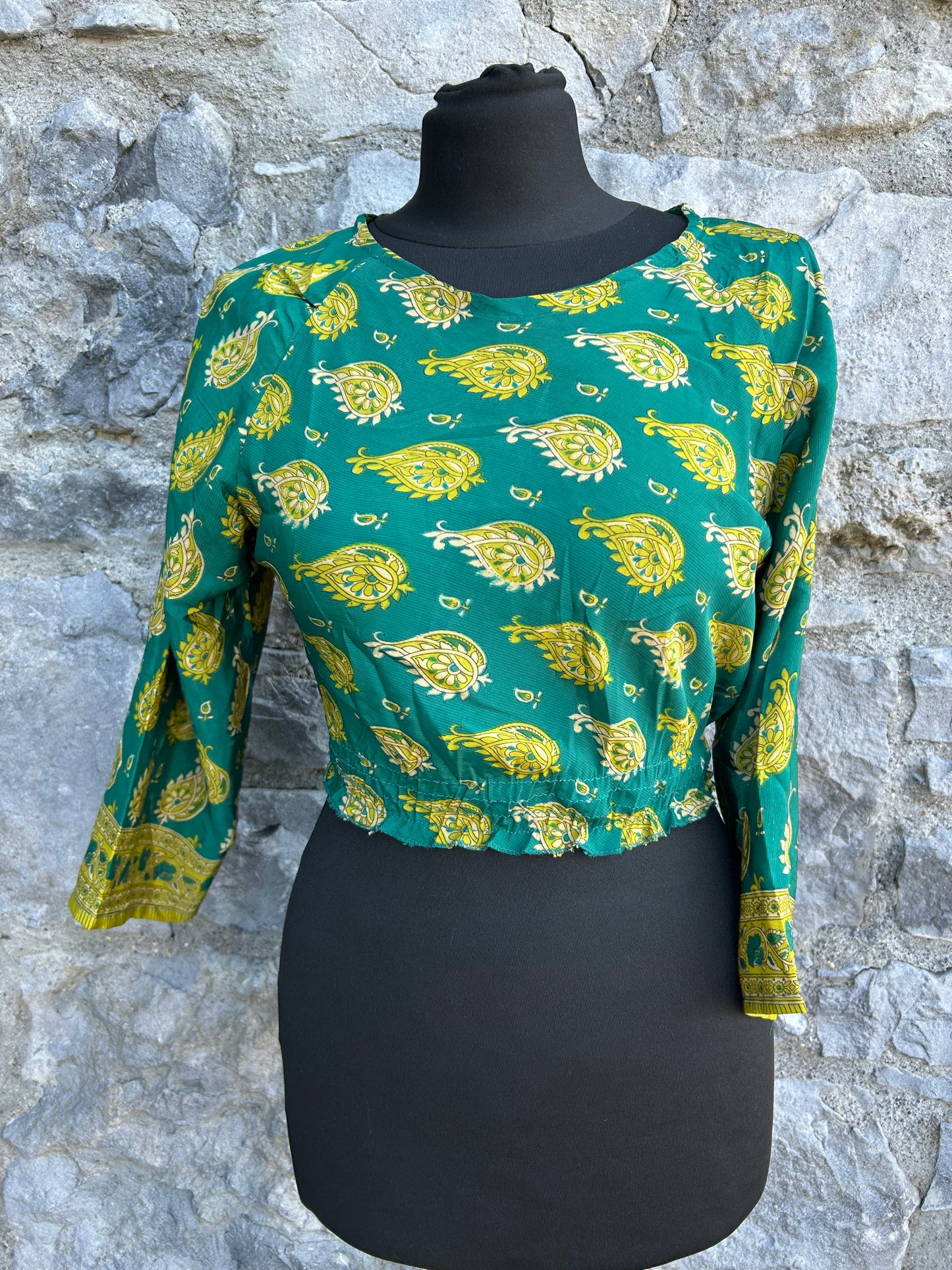 Green cropped top uk 8-10