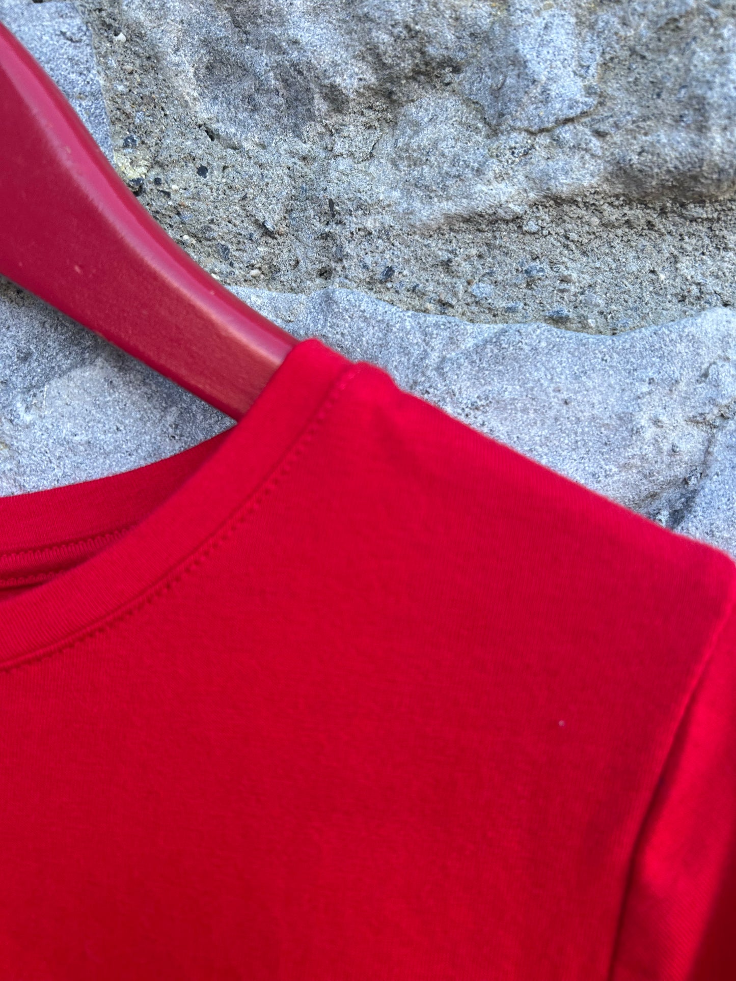 Red top 9-10y (134-140cm)