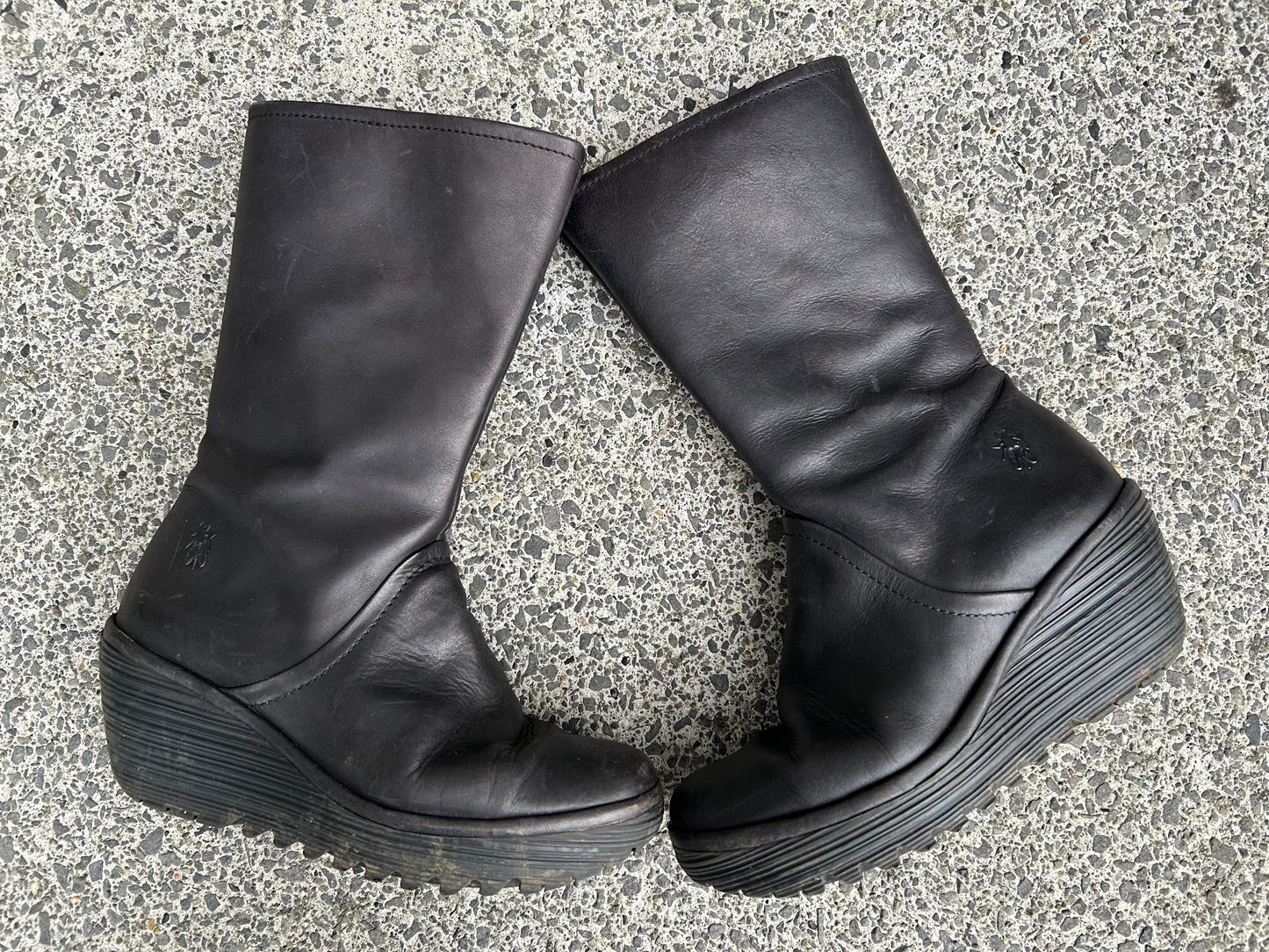 Black boots uk 5 (eu 38)