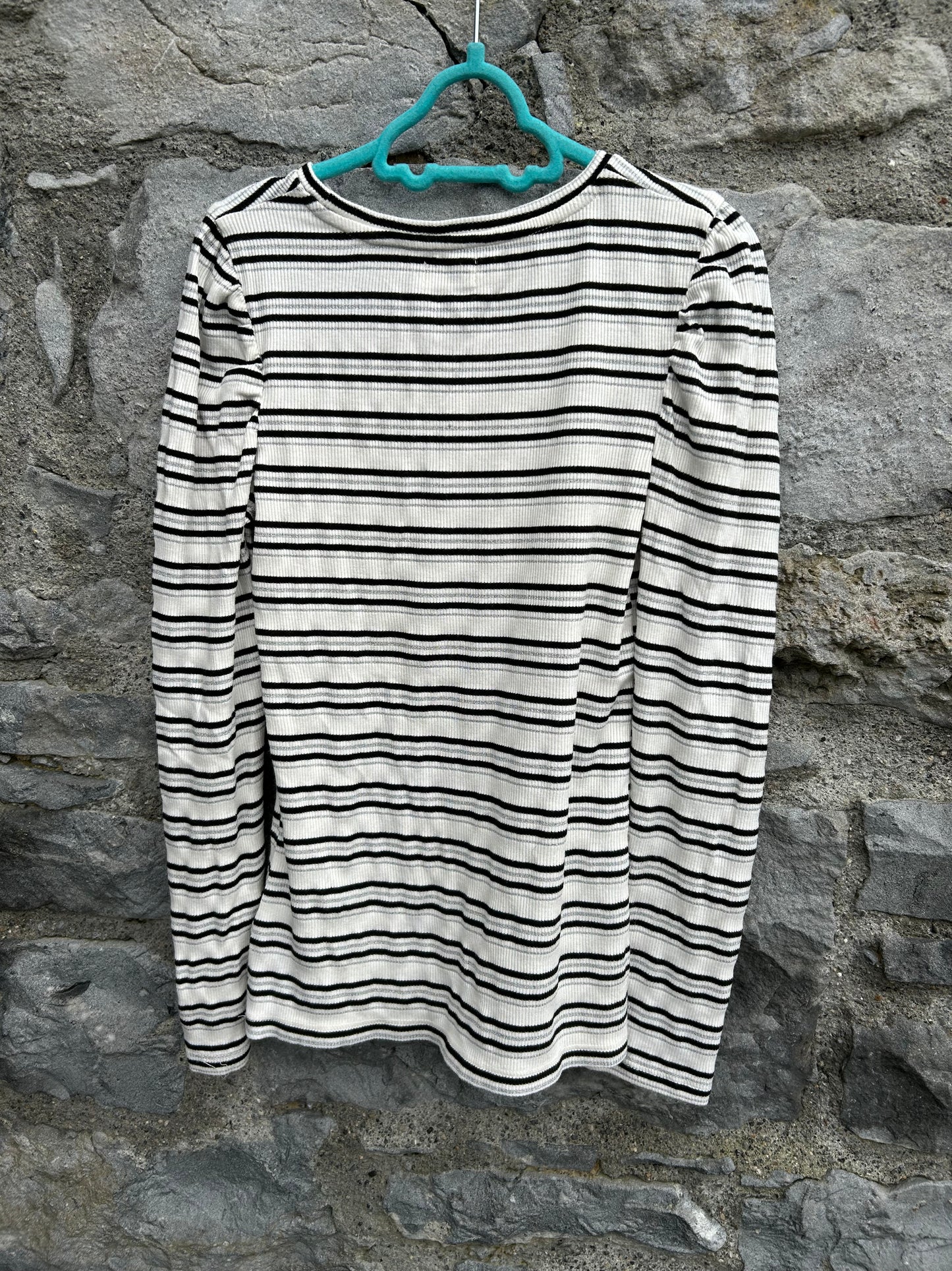 Black&ecru glitter stripy top 10-11y (140-146cm)