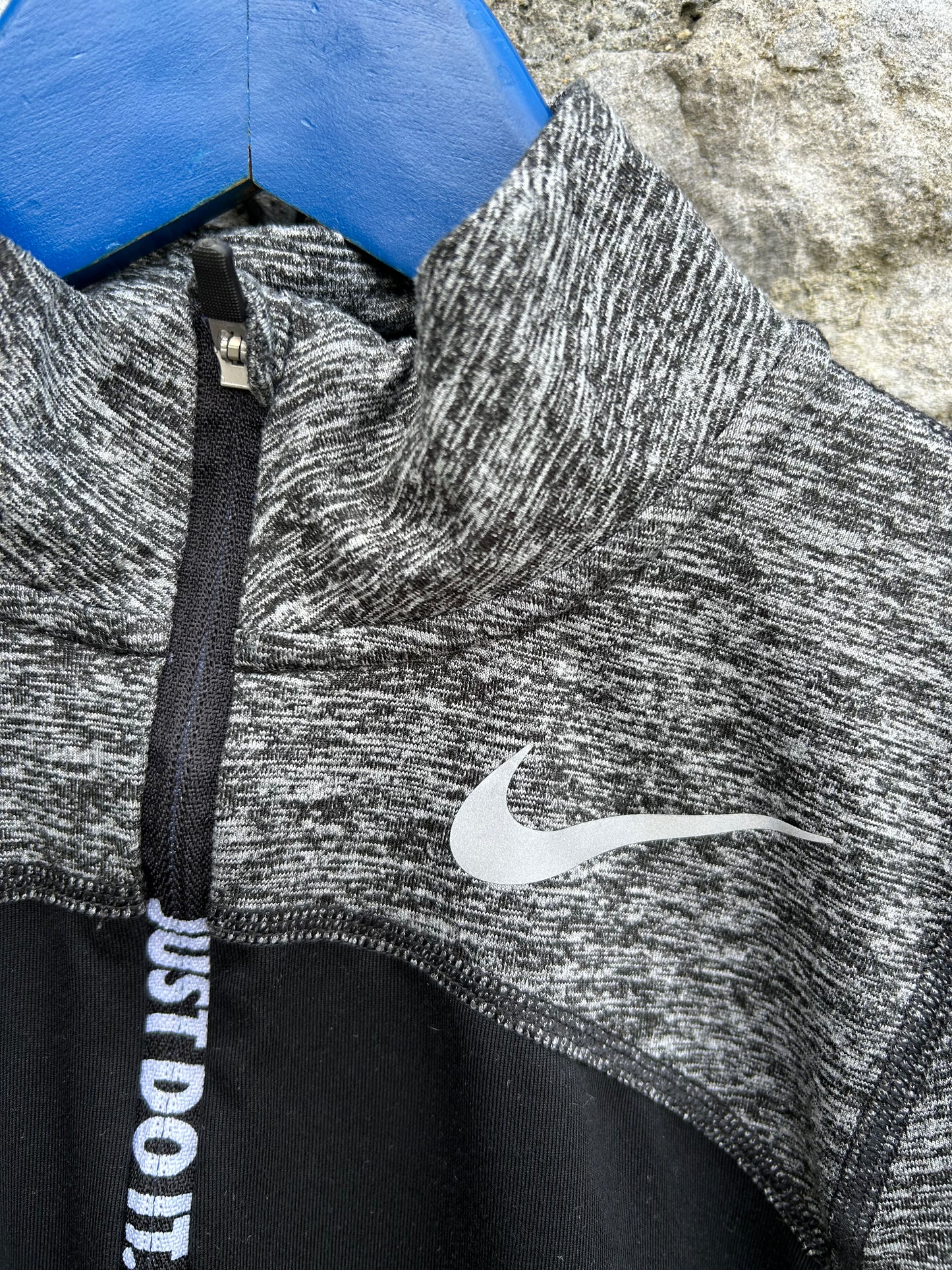 Grey&black sport top 9-10y (134-140cm)